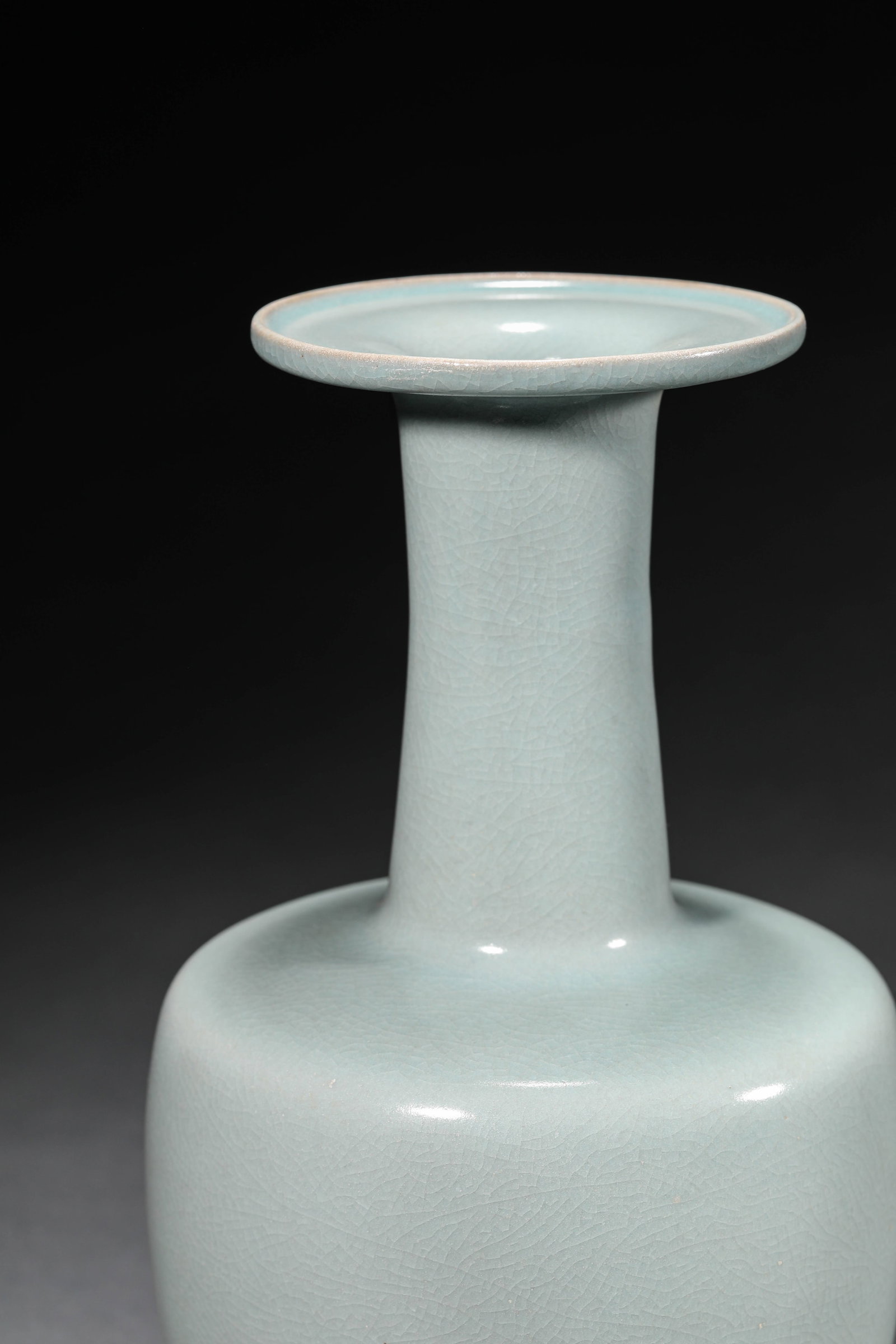 A RU-TYPE DISH MOUTHED VASE - 2