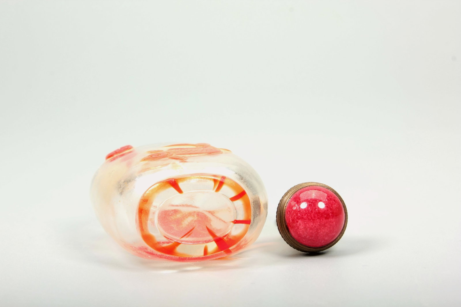 A GLASS SNUFF BOTTLE - 6