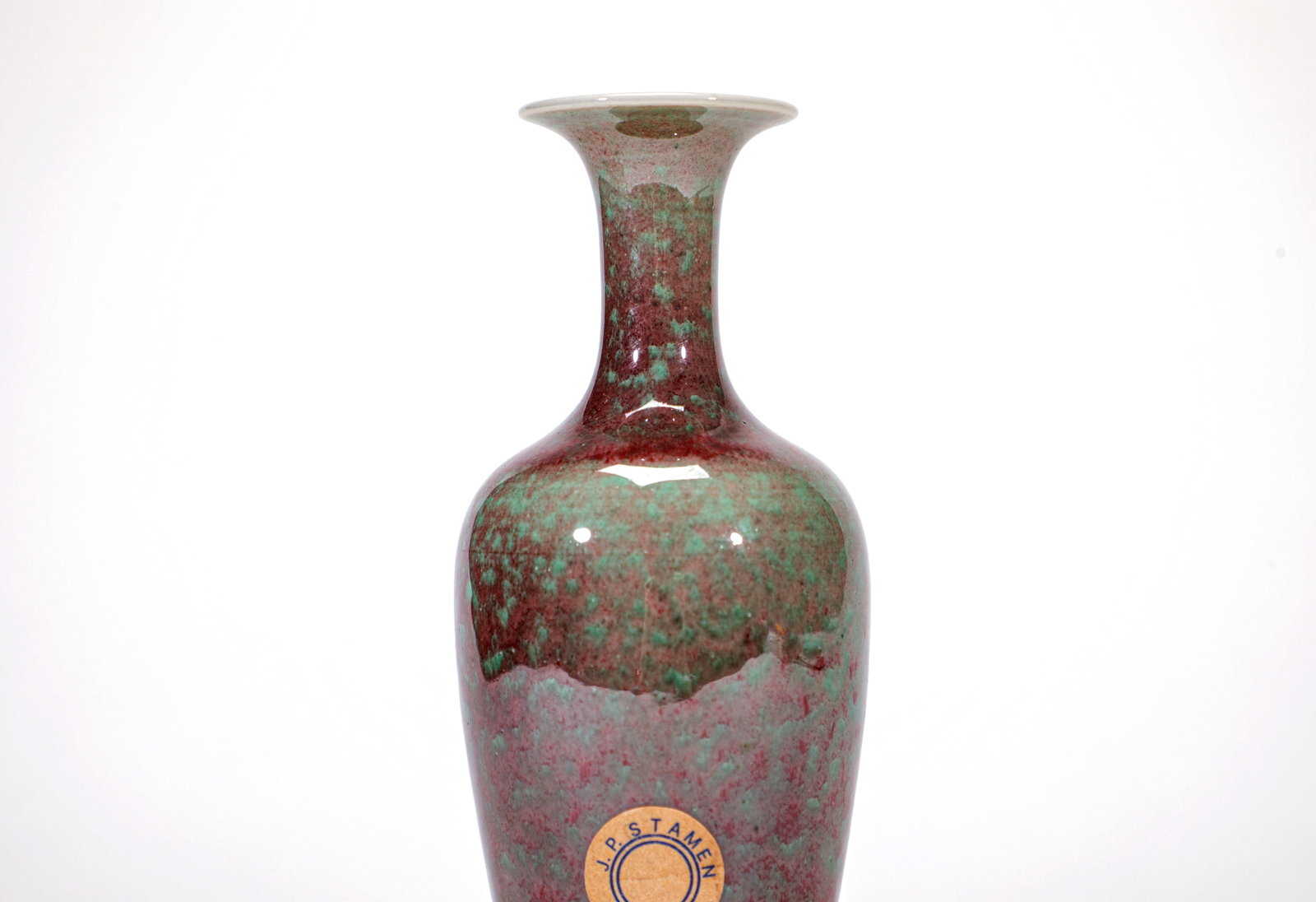 A LANG-YAO RED-GLAZED WILLOW-LEAF VASE - 5