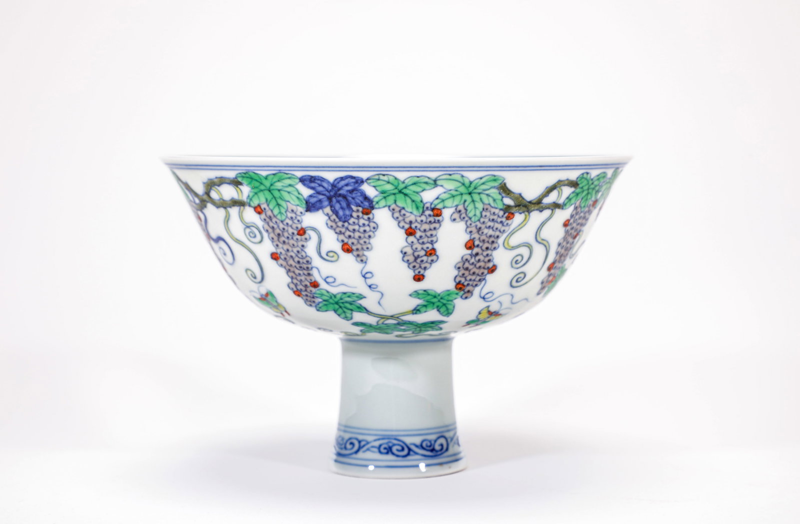 A DOUCAI 'GRAPES' STEM BOWL - 2