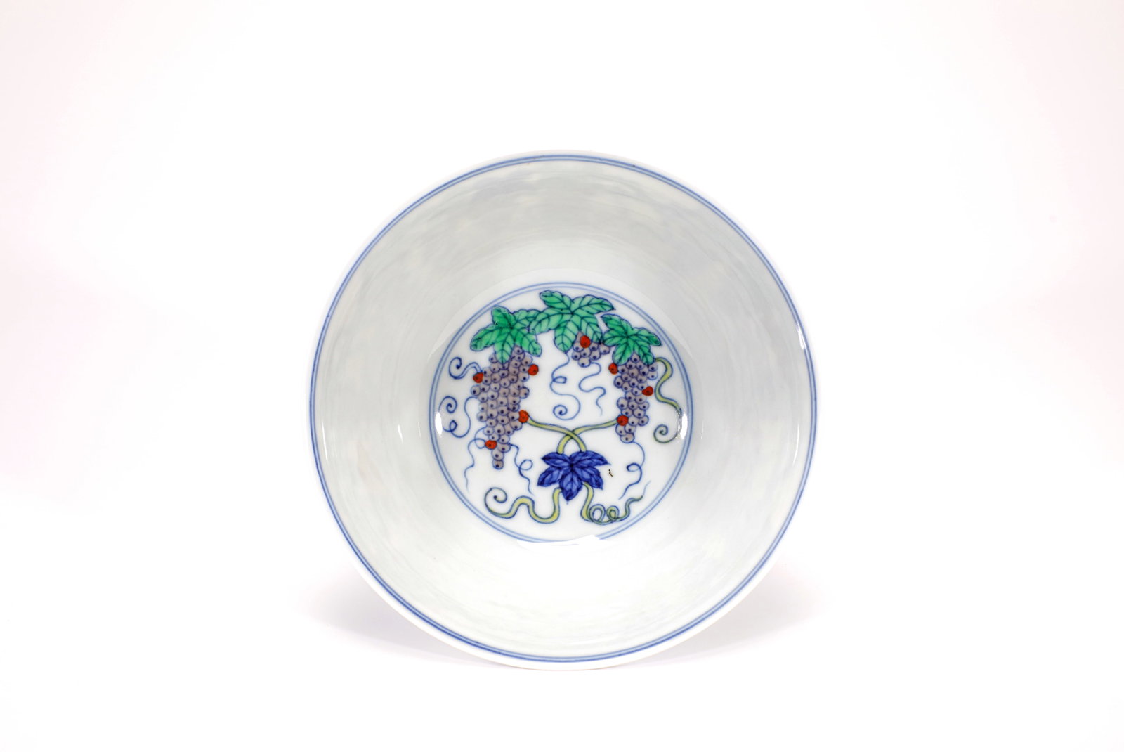 A DOUCAI 'GRAPES' STEM BOWL - 4