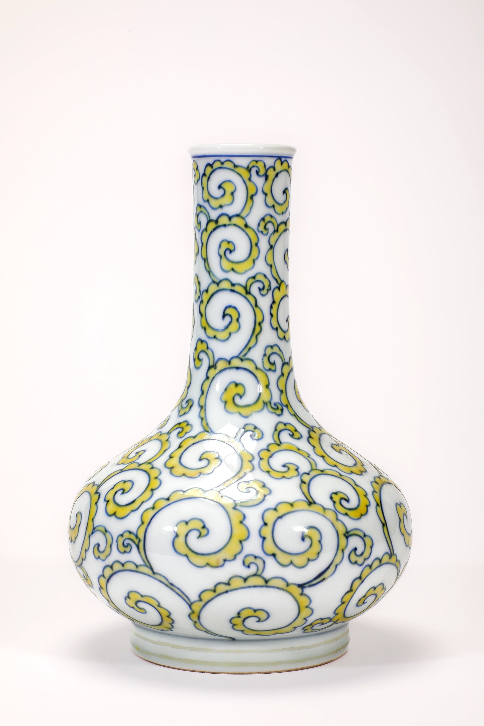 A DOUCAI 'SCROLL' WATER BOQI-FORM VASE: A DOUCAI 'SCROLL' WATER BOQI-FORM VASE Size:Width:13cm,Height:20cm