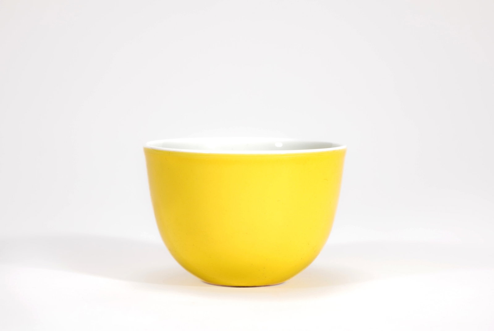 A YELLOW-GLAZED BOWL - 4