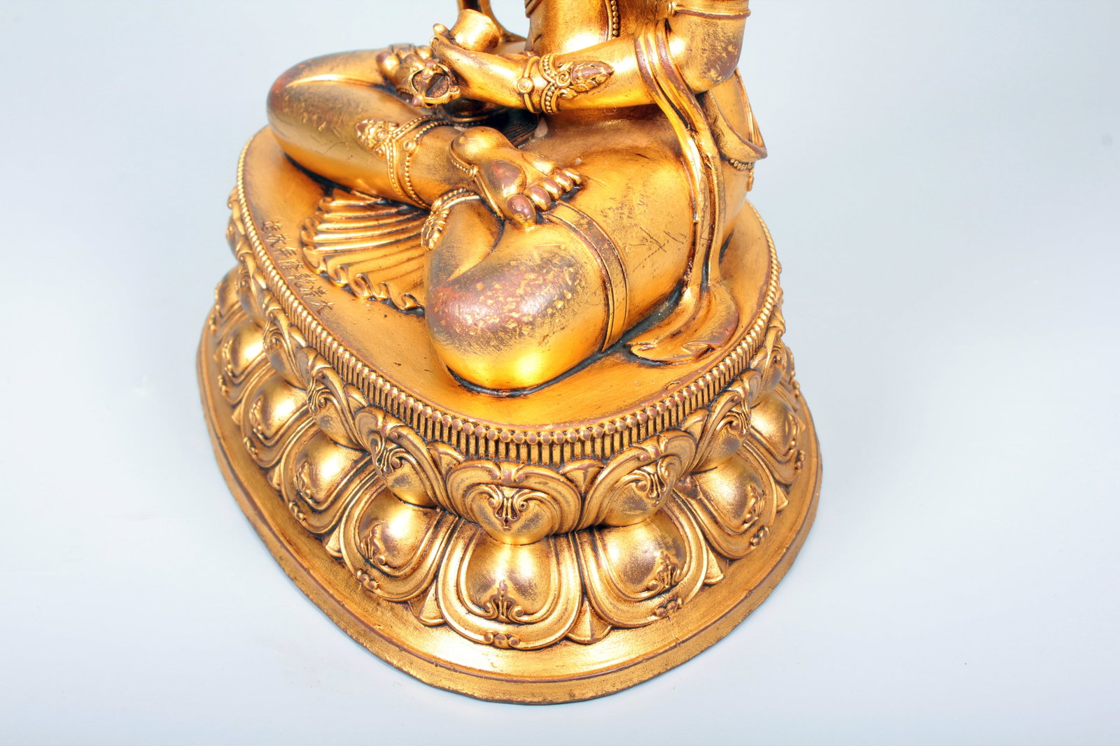 A GILT-BRONZE VAJRASATTVA STATUE - 14