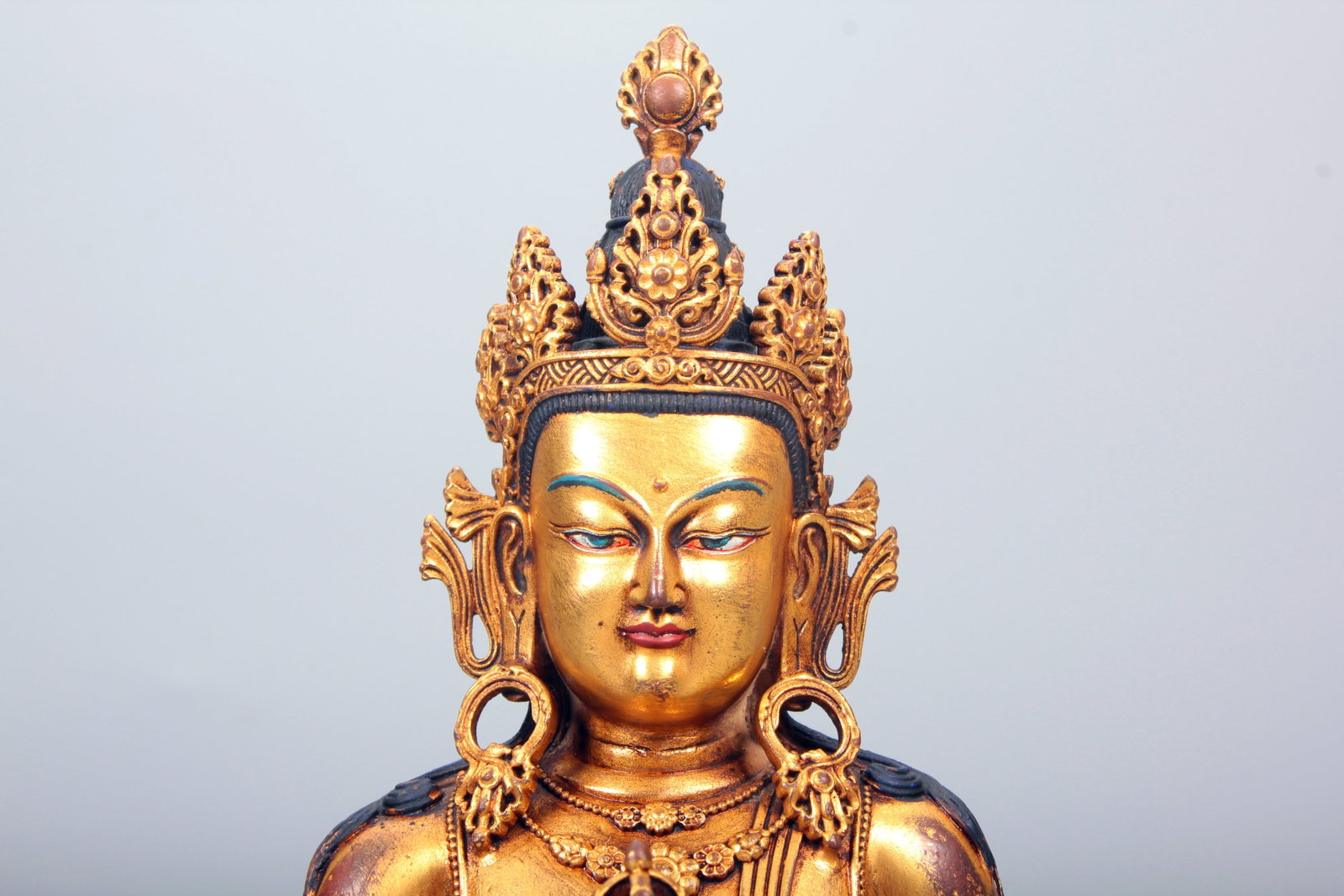 A GILT-BRONZE VAJRASATTVA STATUE - 2