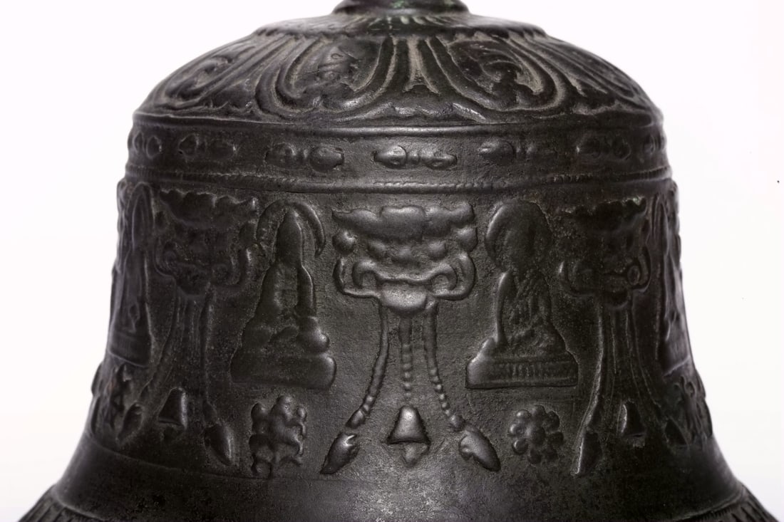 A BRONZE VAJRA AND BELL - 8