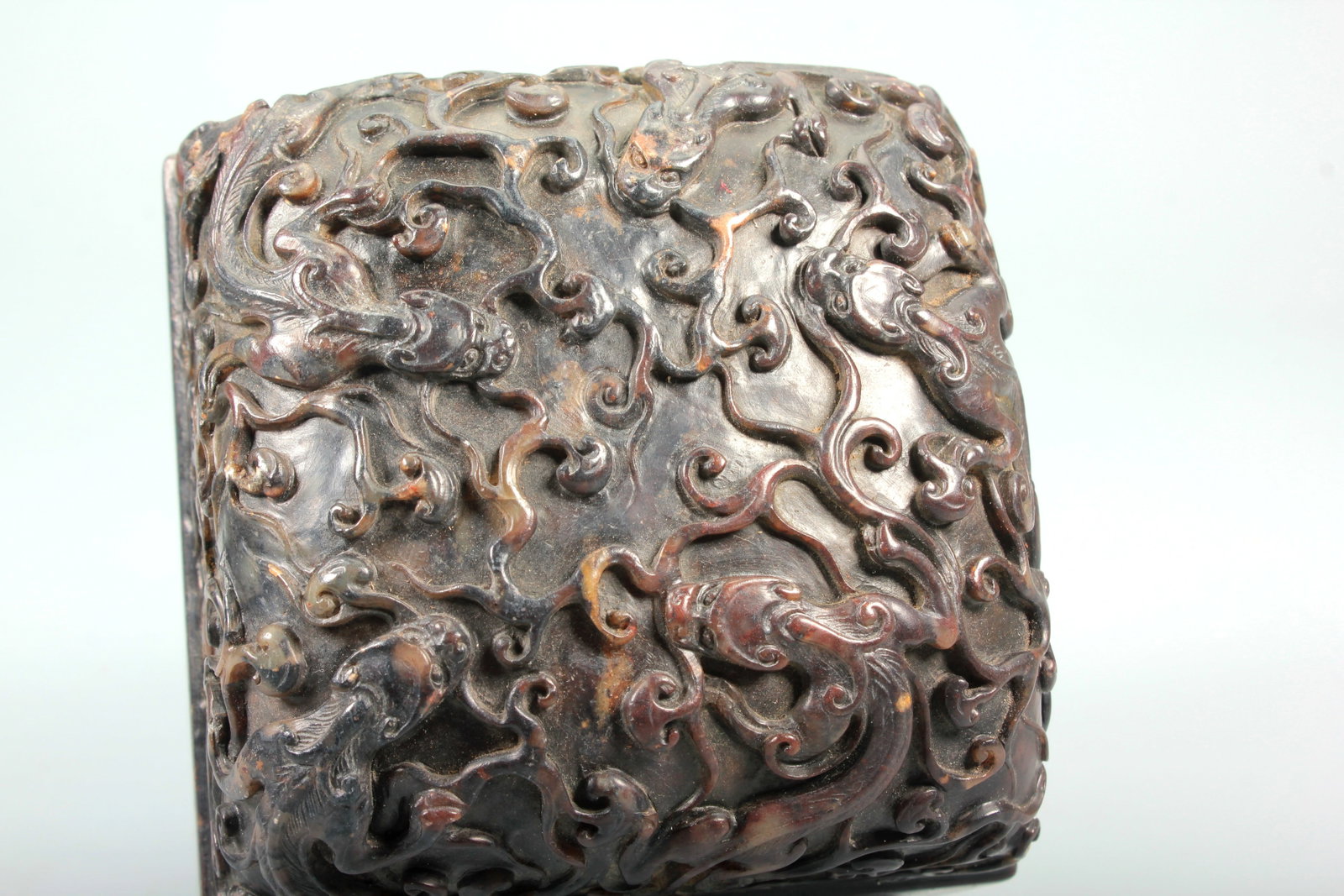 A IMPERIALLY BESTOWED FIVE-DRAGON SEAL - 4