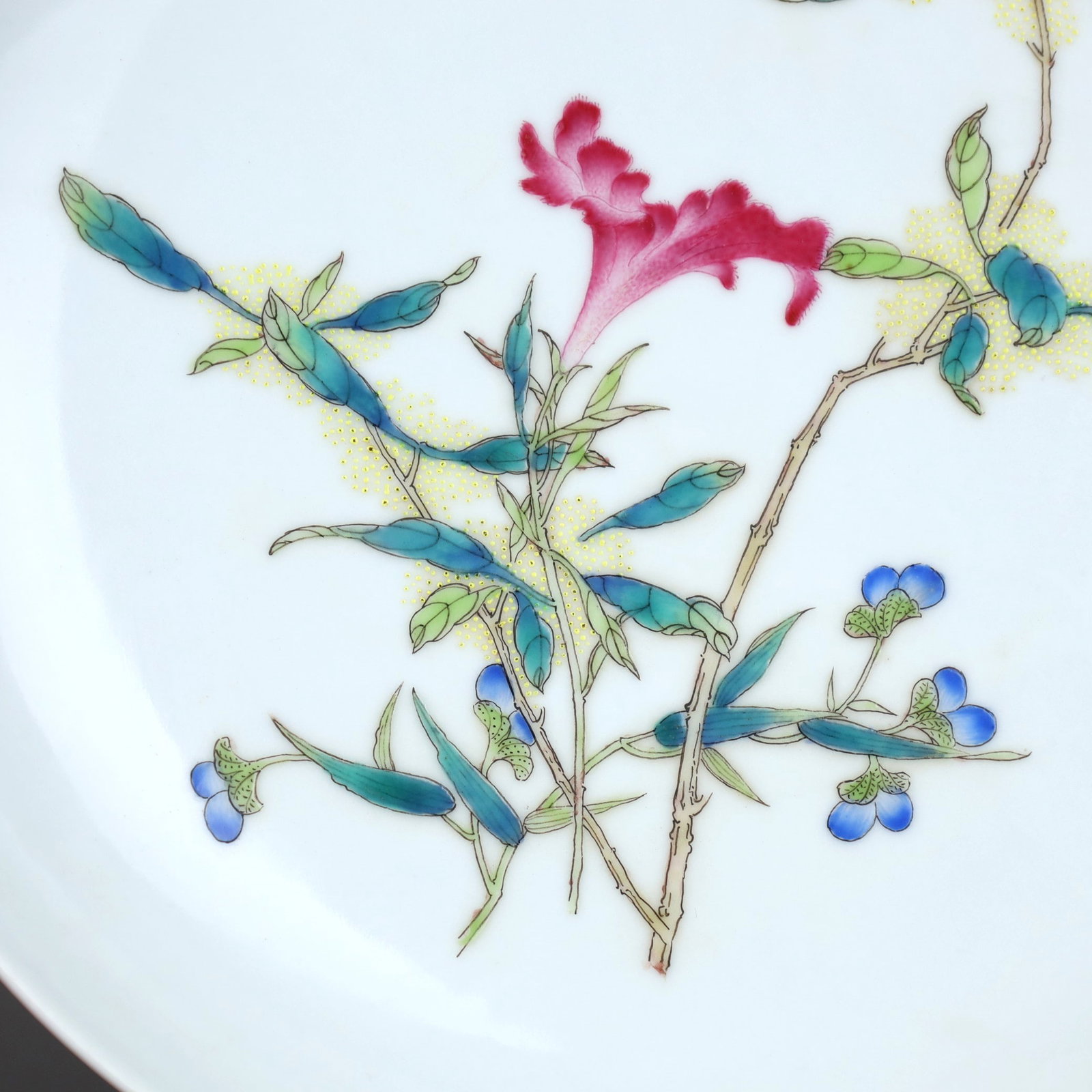 AN ENAMELED 'FLOWERS' DISH - 4
