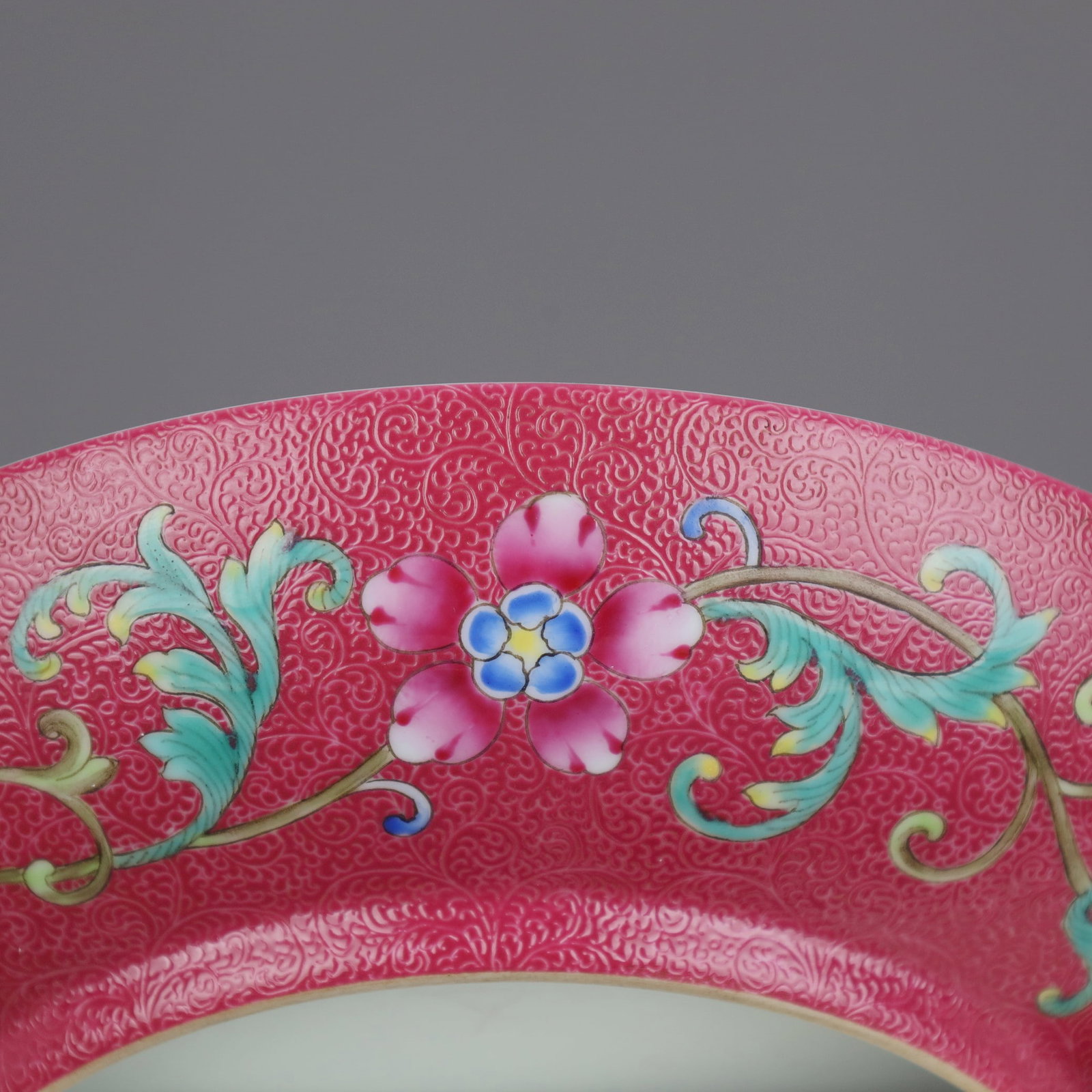 AN ENAMELED 'FLOWERS' DISH - 6