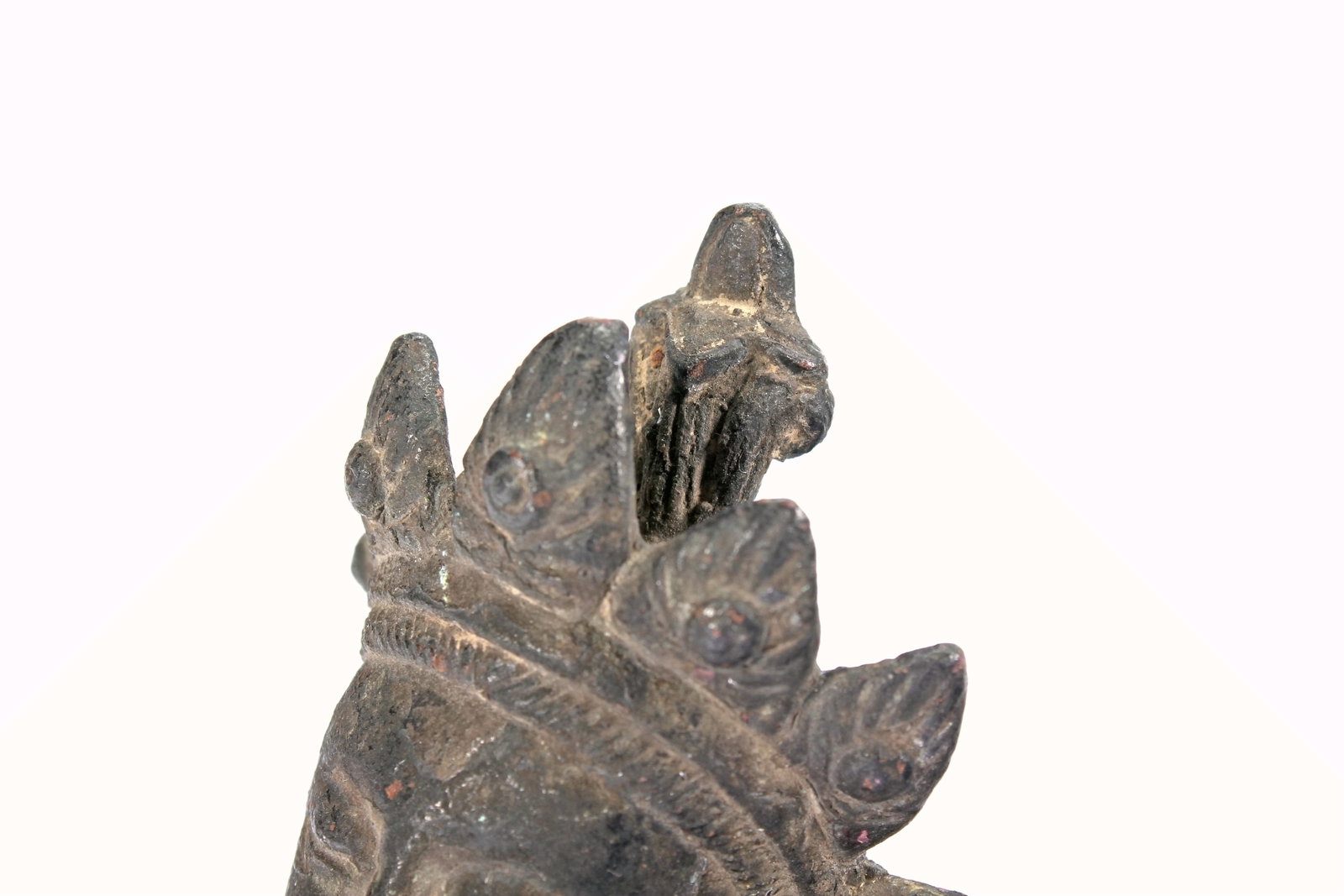 A BRONZE BUDDA HEAD ROSEWOOD SCROLL-SHAPED BASE - 6