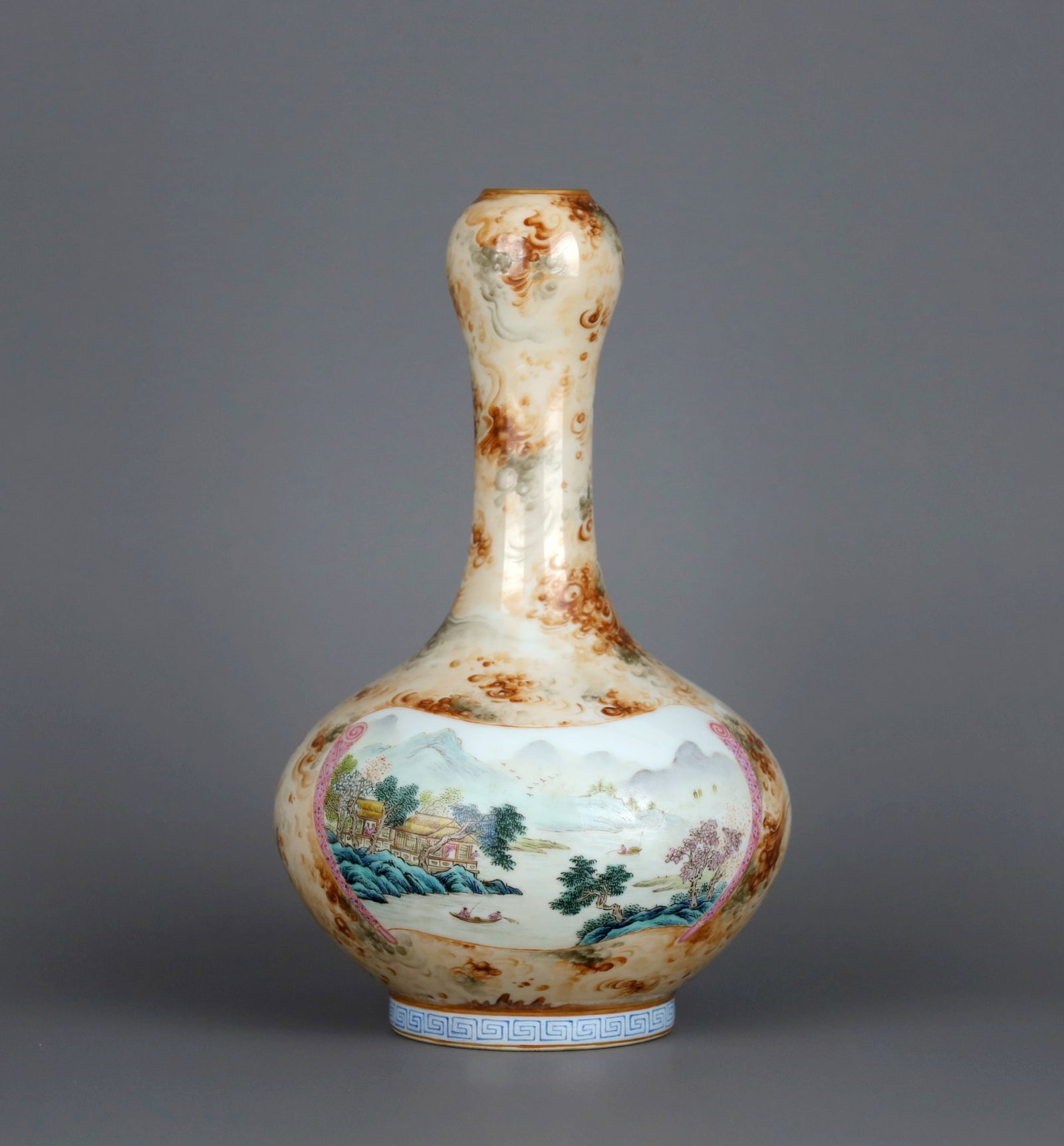 A MARBLED-GLAZED SGRAFFIATO FAMILLE ROSE 'LANDSCAPE' GARLIC-HEAD VASE (1 of 9)