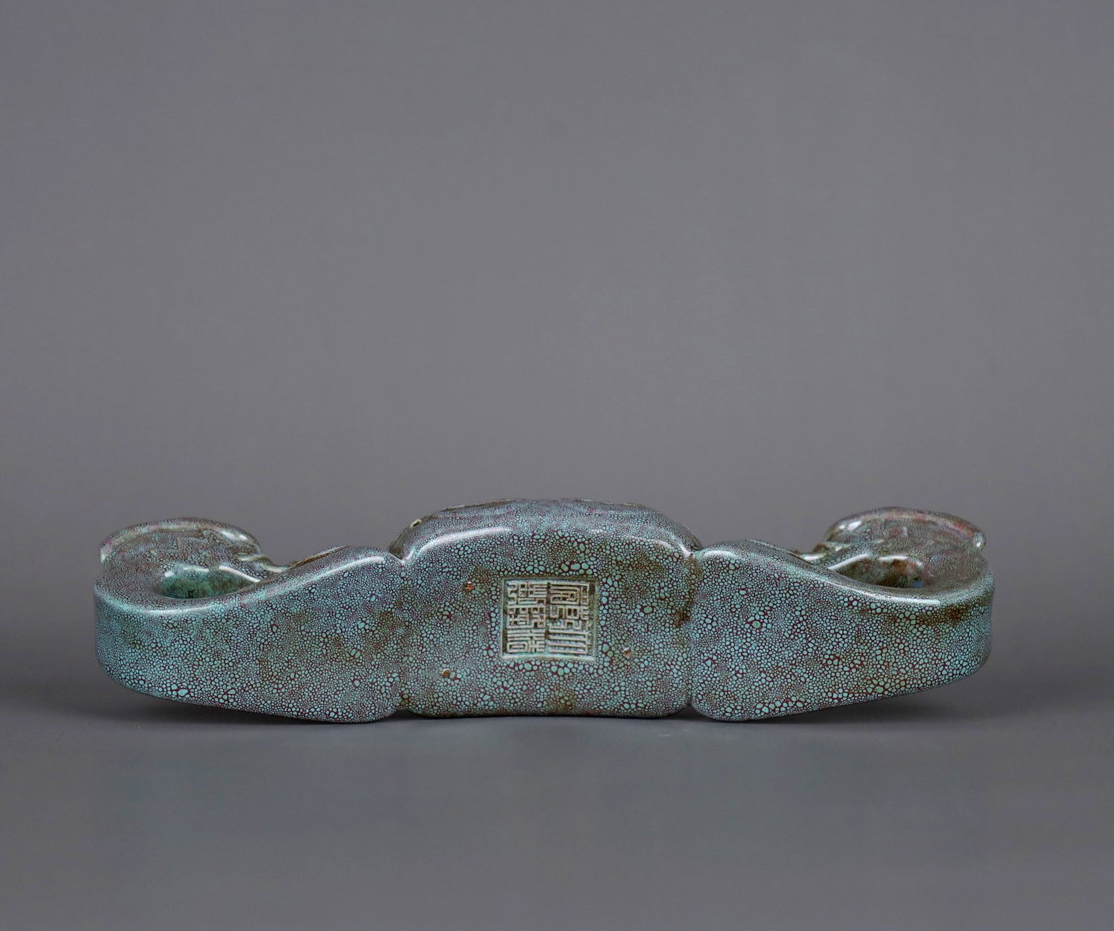 A ROBIN'S EGG-GLAZED 'DRAGON' BELT HOOK - 8