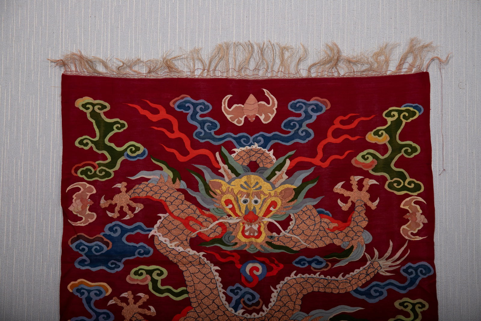 Silk Embroidery Dragon Pattern Kesi - 2