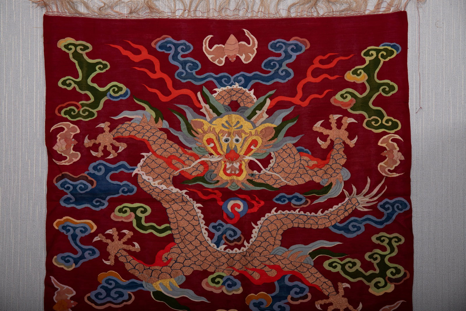 Silk Embroidery Dragon Pattern Kesi - 3