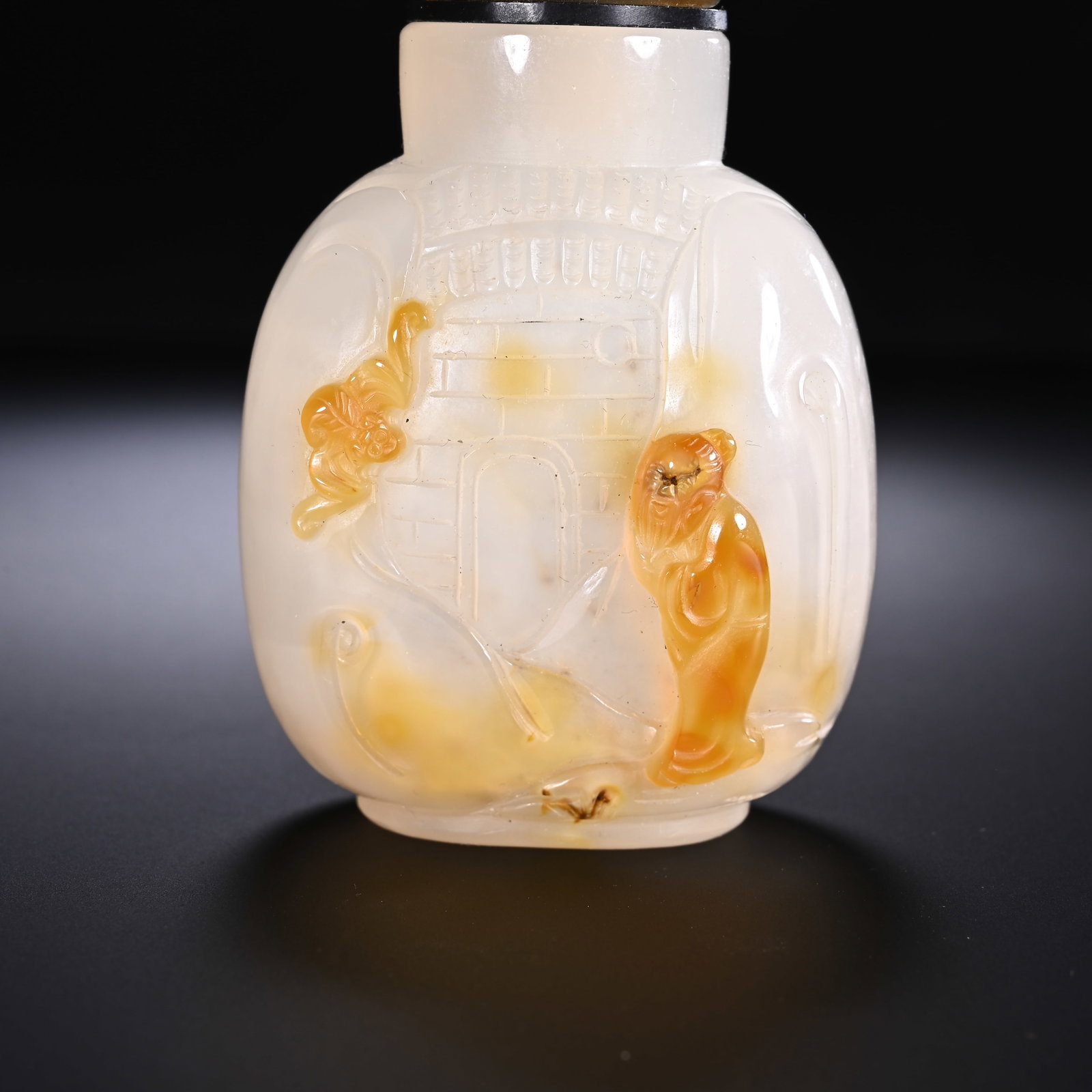 Agate Carved Character and Bat Pattern Snuff Bottle - 2