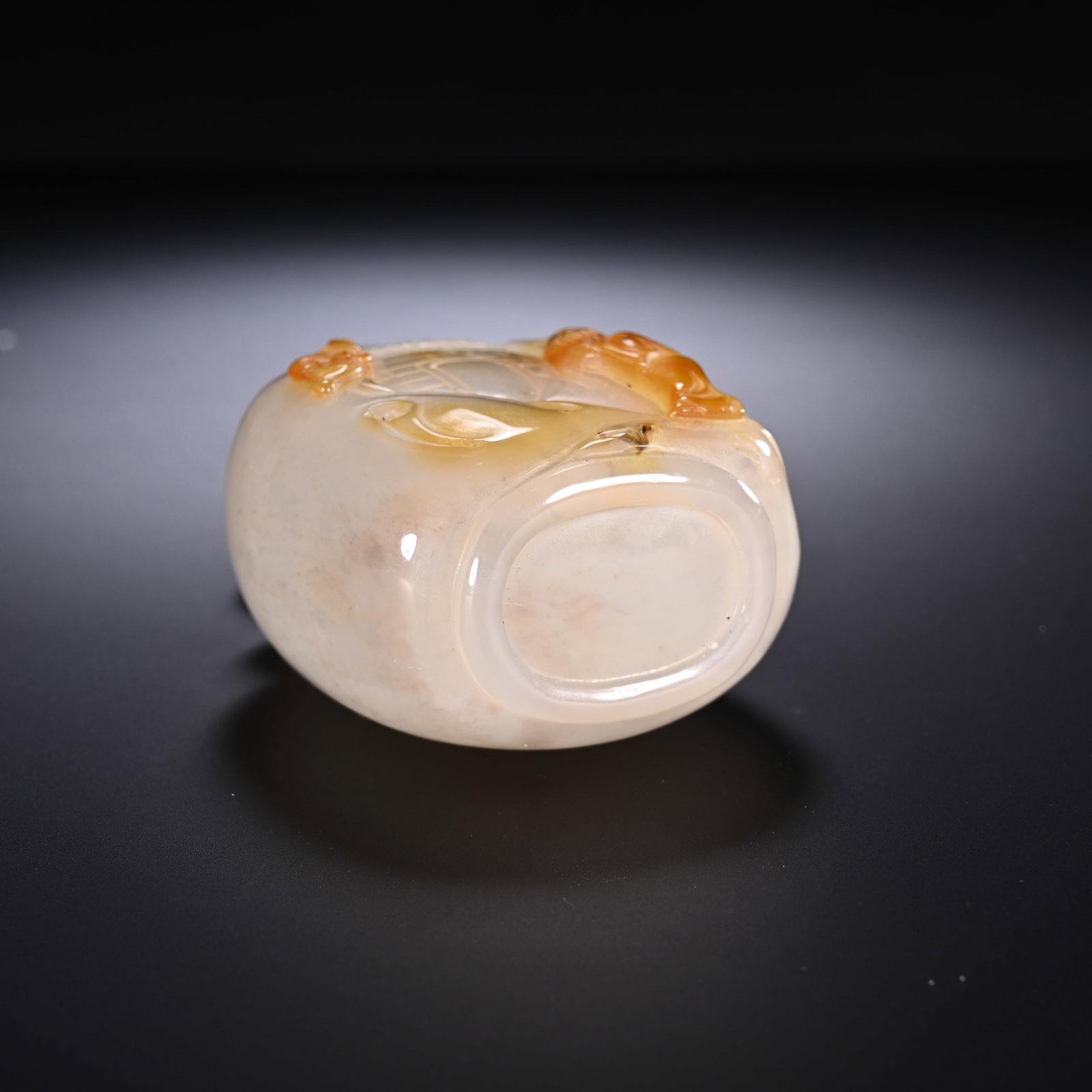 Agate Carved Character and Bat Pattern Snuff Bottle - 7