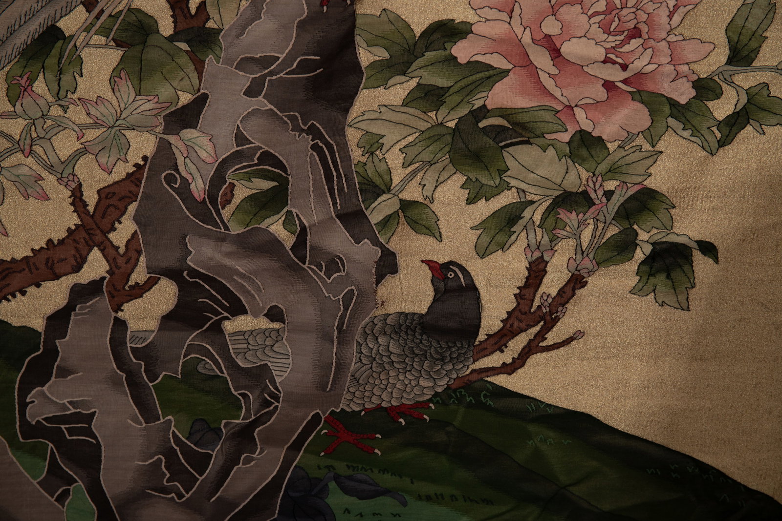 Silk Embroidery Flower and Bird Pattern Kesi - 6