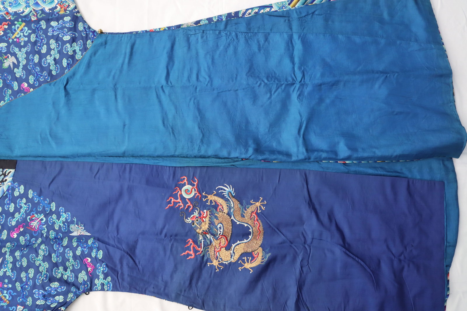Silk Embroidery Cloud and Dragon Pattern Dragon Robe - 6