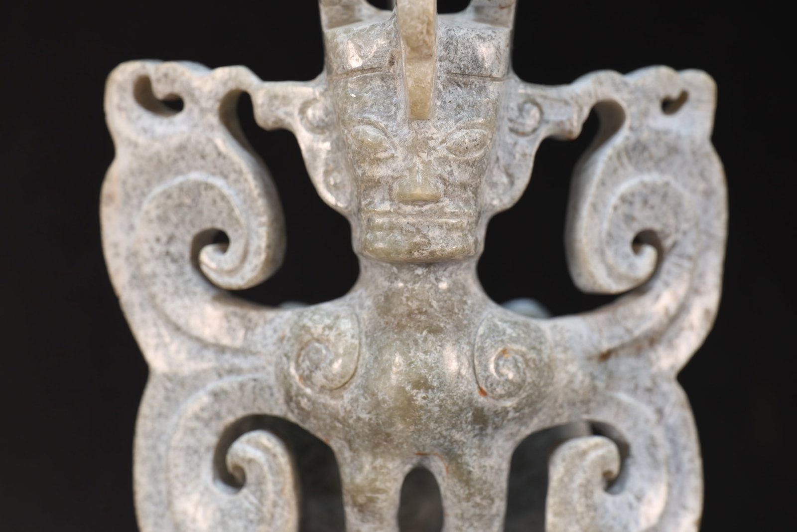 Jade Carved Beast Shape Figure - 5
