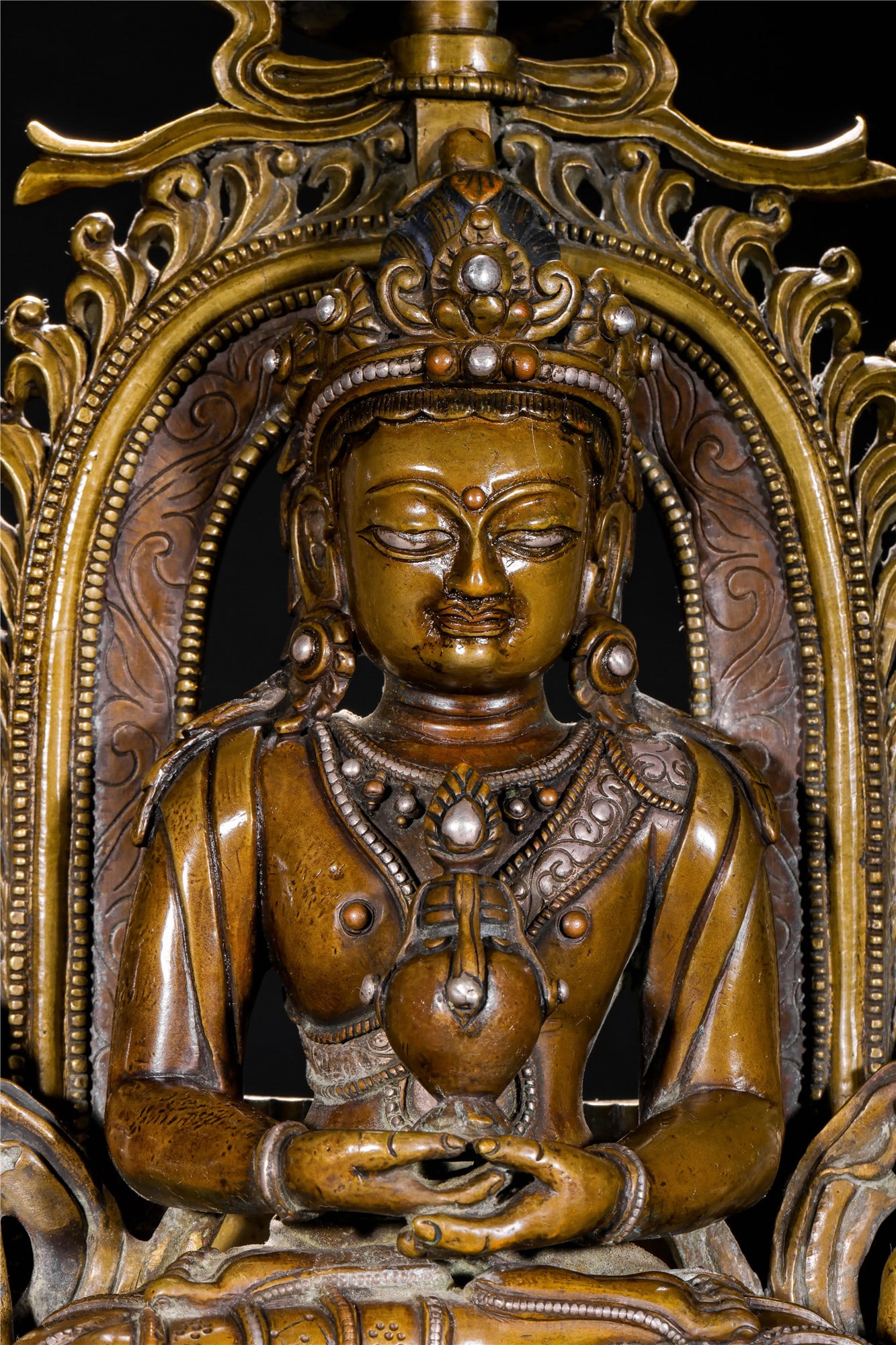 A Chinese Alloy Copper Seated Buddha Statue - 4