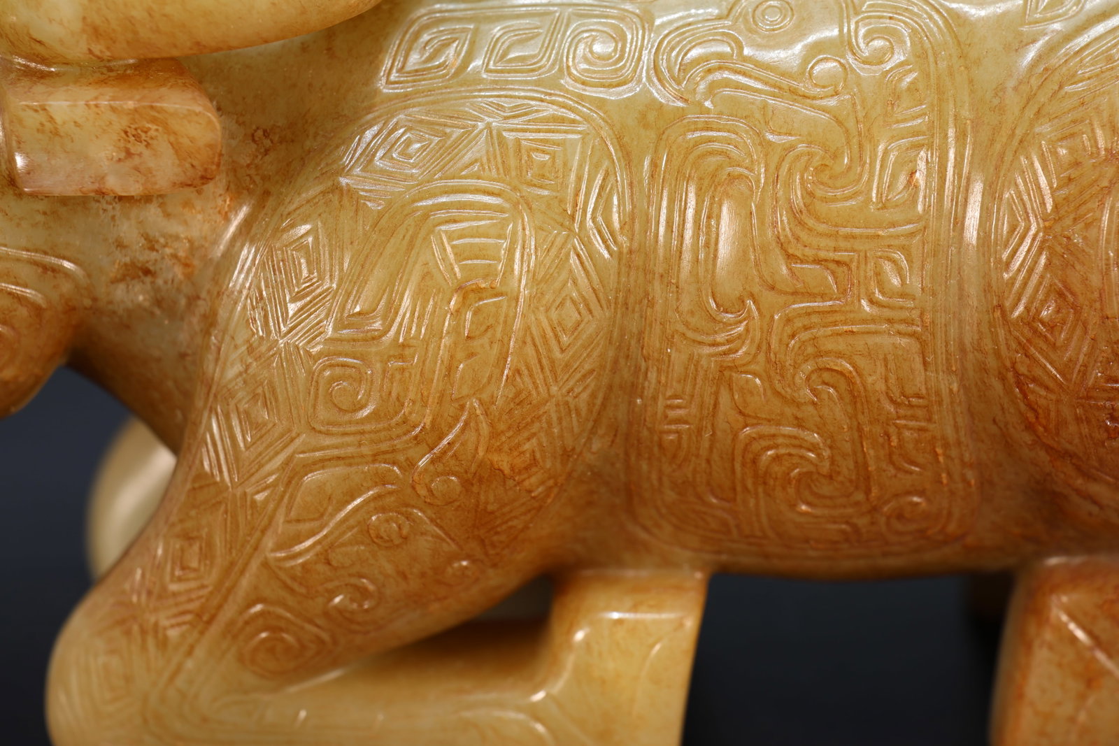 Jade Carved Beast Face Pattern Ox Shape Figure - 3