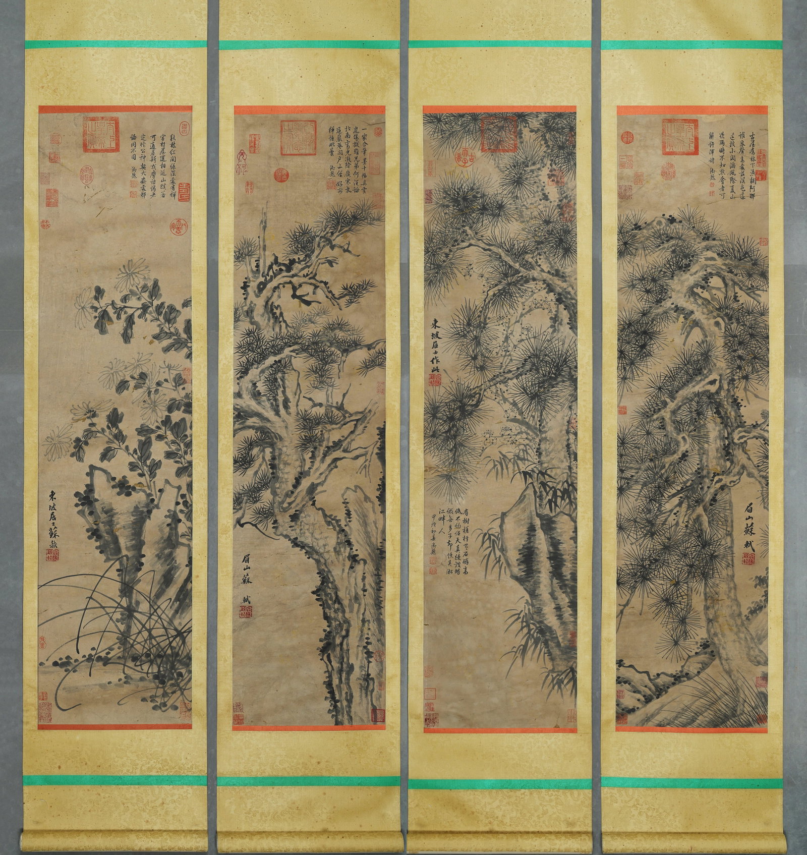 Group of Four Chinese Drawing Pine Tree and Chrysanthemum Painting,Su Shi Mark: Group of Four Chinese Drawing Pine Tree and Chrysanthemum Painting,Su Shi Mark (136 x 34cm)