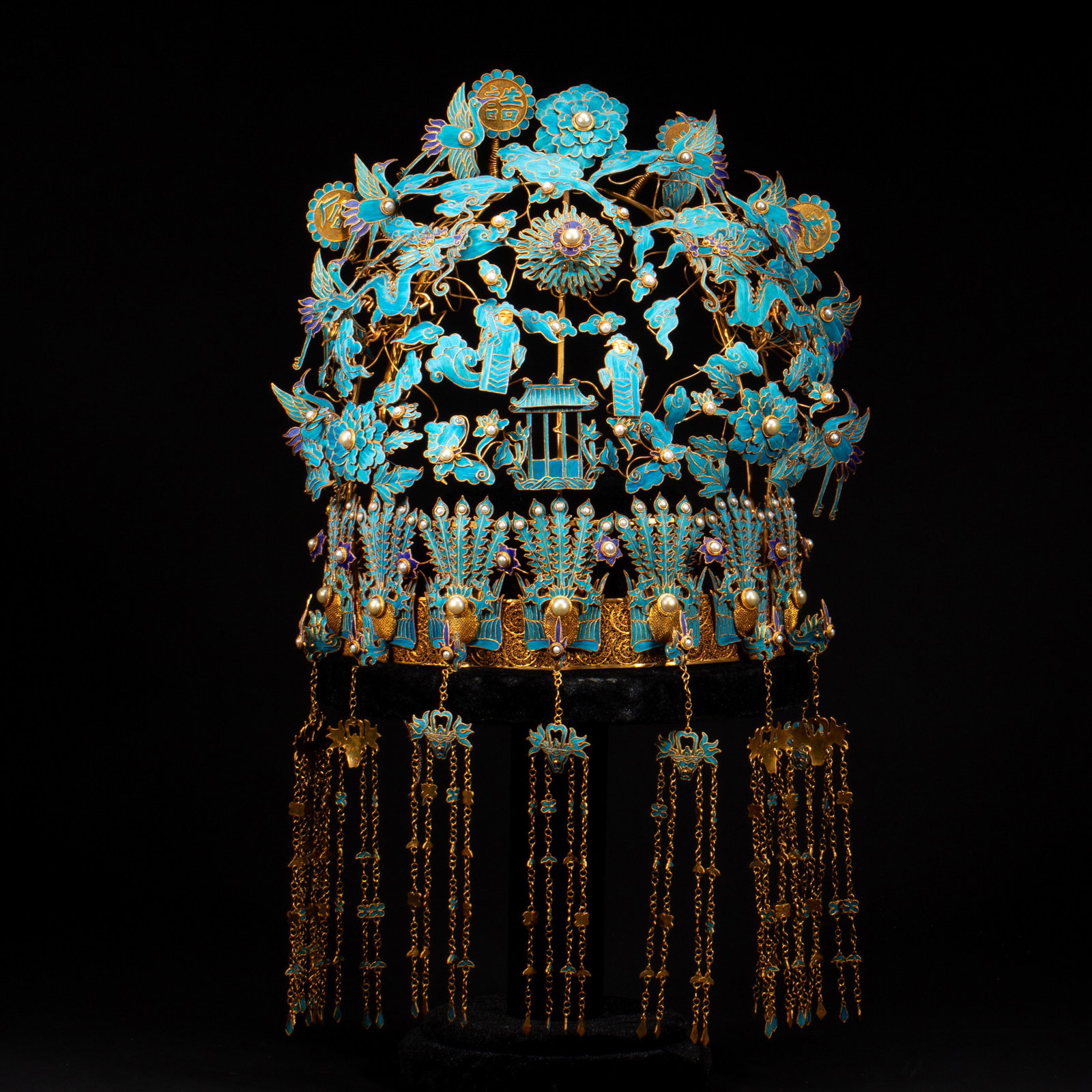 A Chinese Gilt Silver Kingfisher Feather Phoenix Headdress: A Chinese Gilt Silver Kingfisher Feather Phoenix Headdress (24 x 24 x 44cm,Weight 1170g)