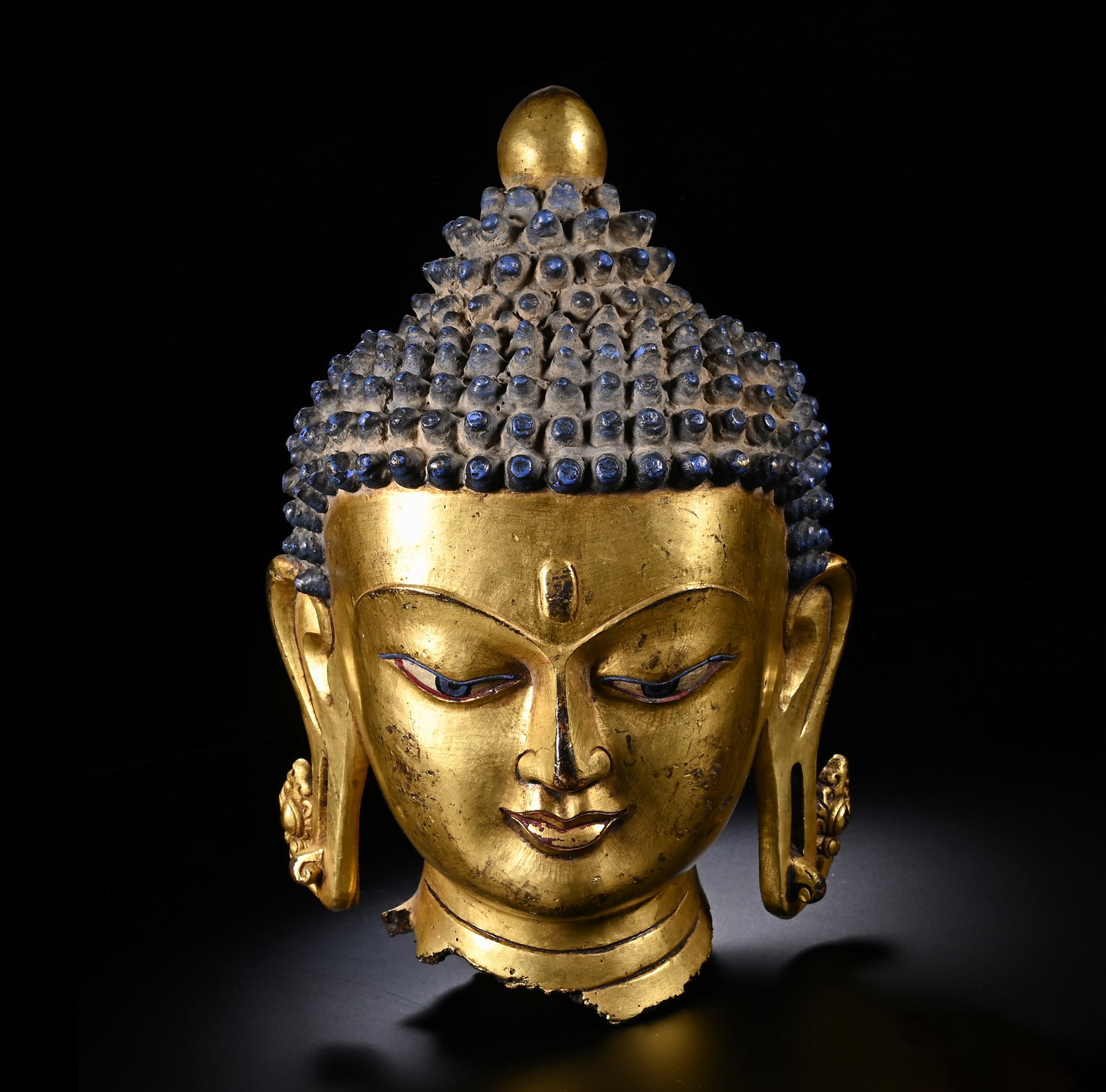 Gilt Bronze Sakyamuni Head Figure: Gilt Bronze Sakyamuni Head Figure (20.5 x 12.5cm)