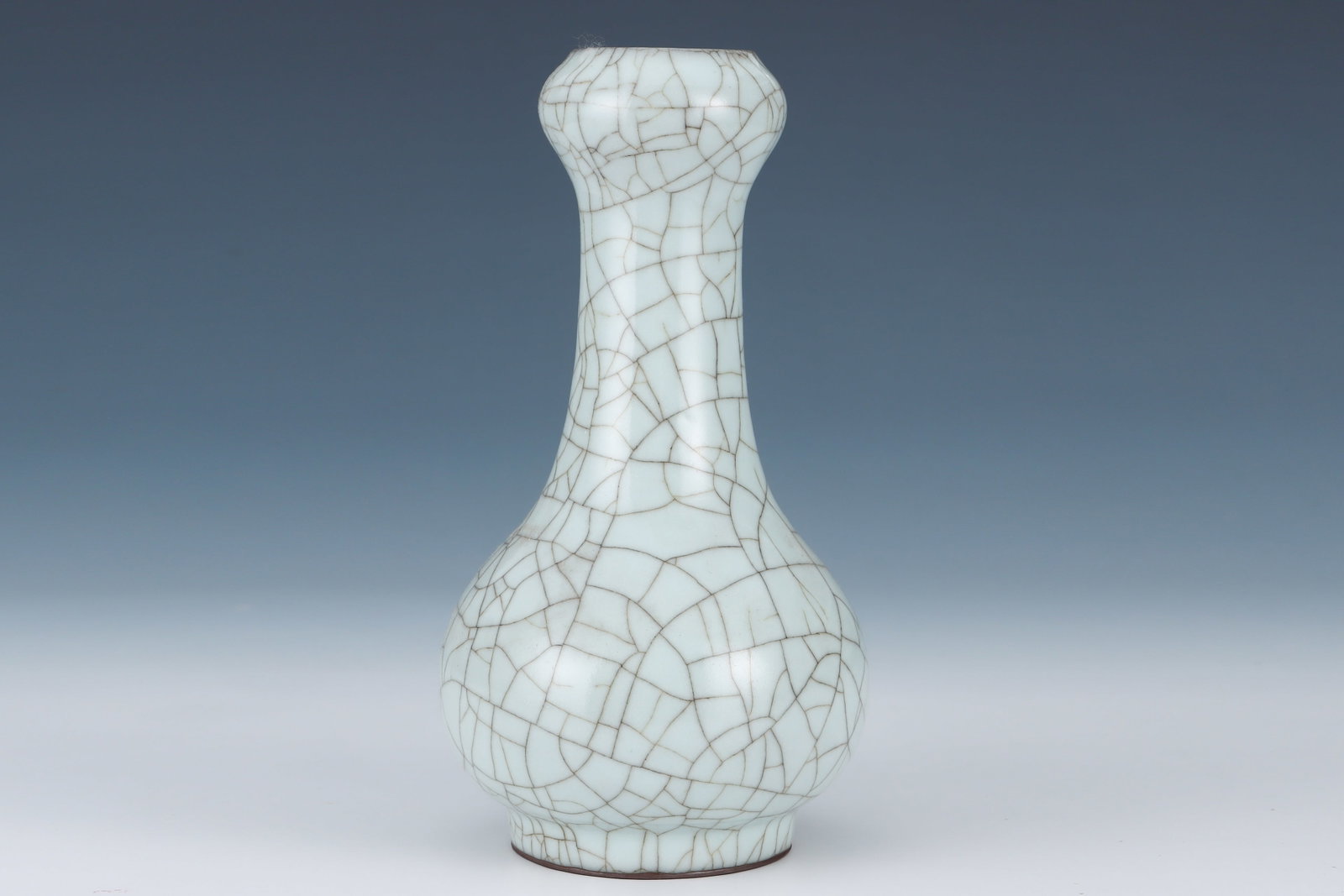 Guan Ware Porcelain Vase - 3