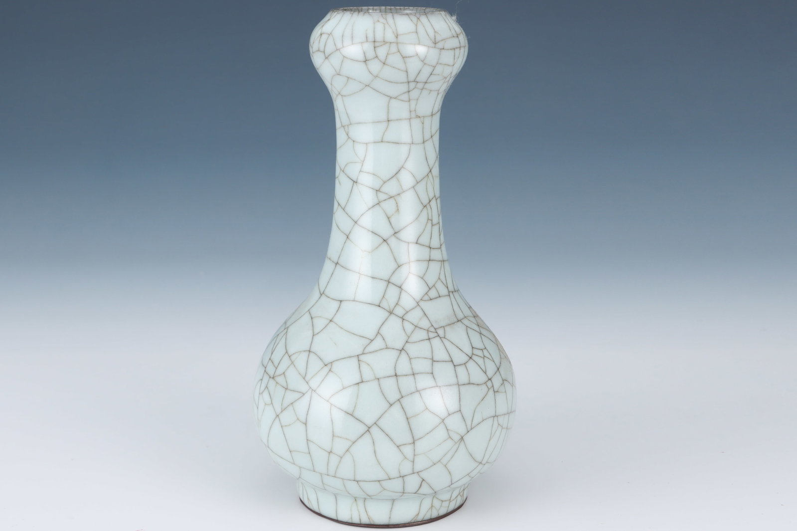 Guan Ware Porcelain Vase - 4