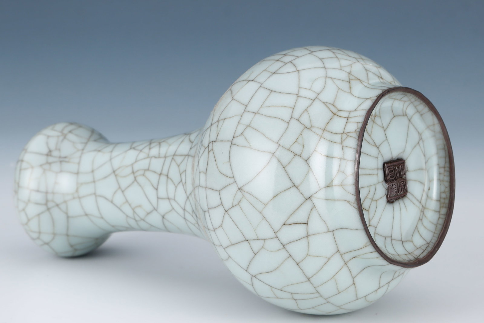 Guan Ware Porcelain Vase - 6