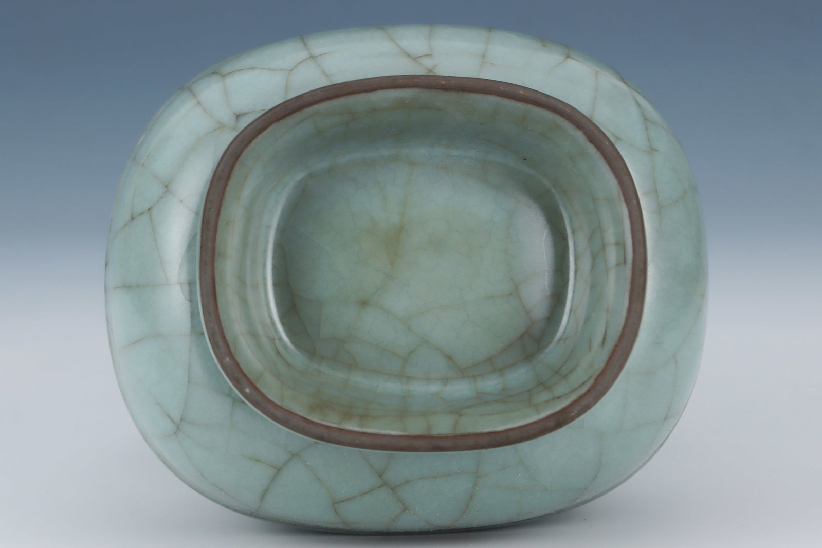 Guan Ware Porcelain Vase - 3