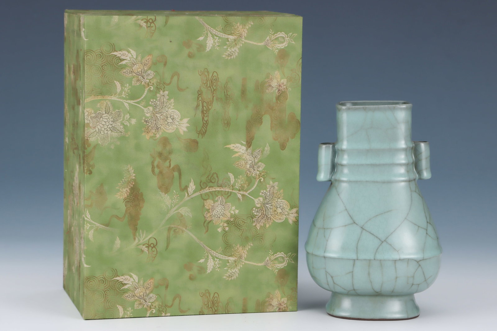 Guan Ware Porcelain Vase - 8