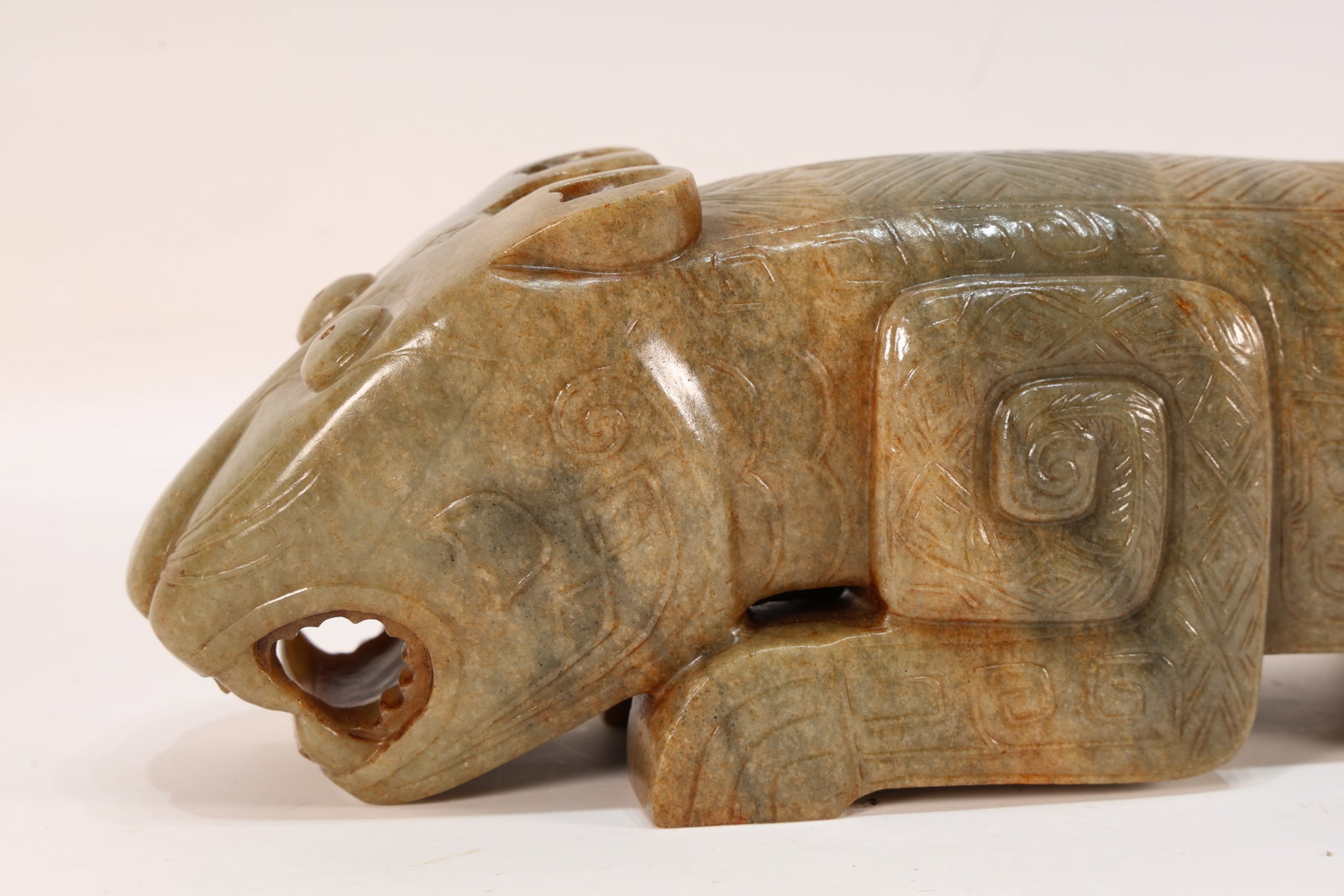 Jade Carved Beast Face Pattern Tiger Shape Figure - 7