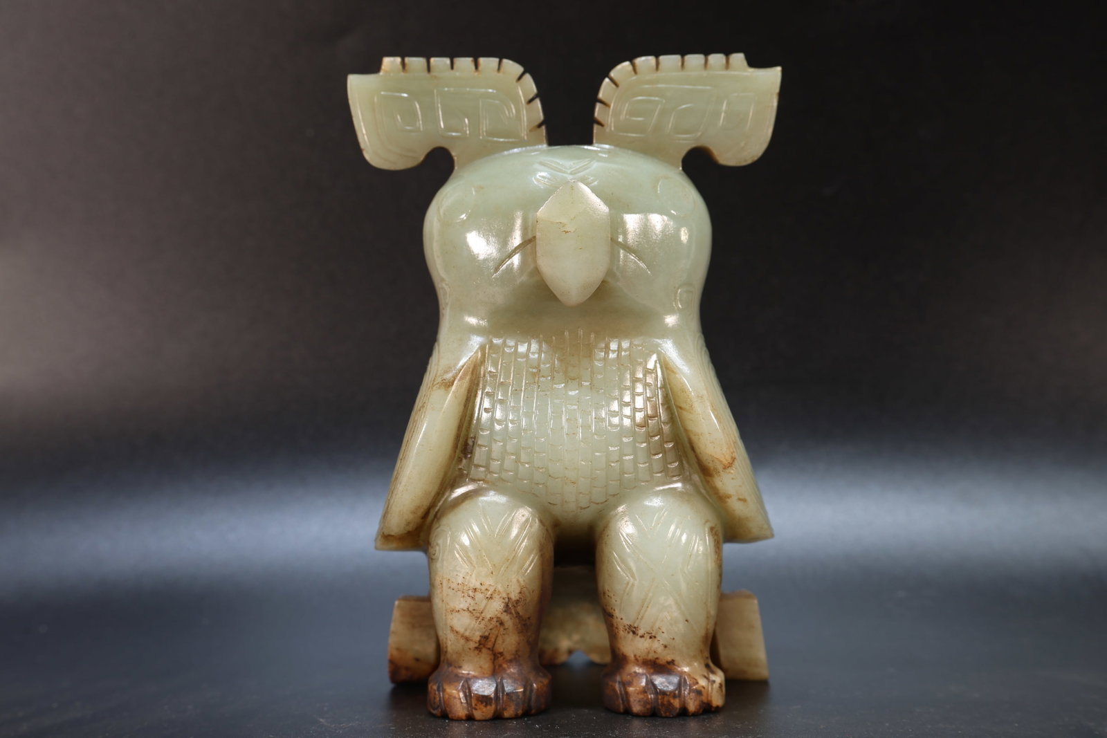 Jade Carved Beast Face Pattern Bird Shape Figure - 2