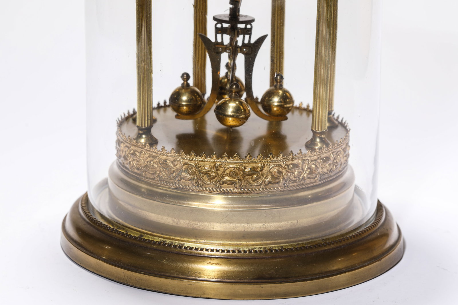 A GILT-BRONZE CLOCK - 3