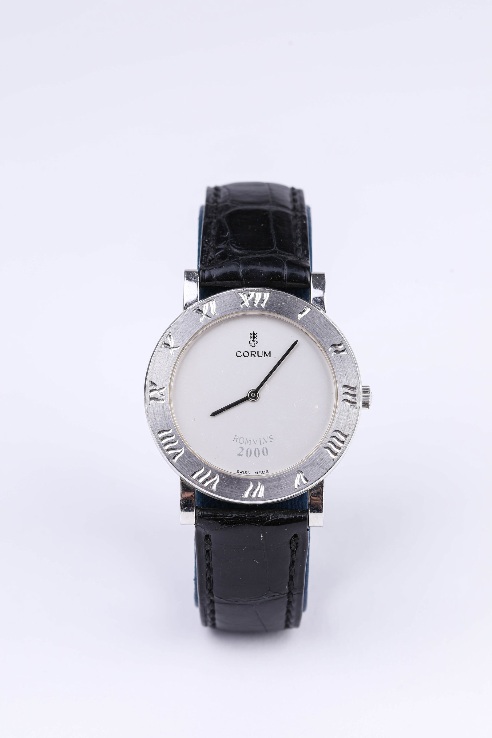 A CORUM 2000 ANNIVERSARY WRISTWATCH - 3