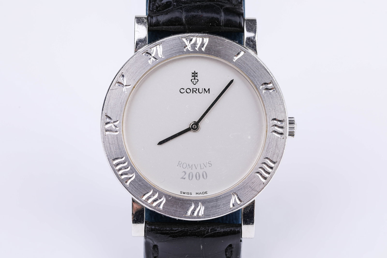 A CORUM 2000 ANNIVERSARY WRISTWATCH - 4