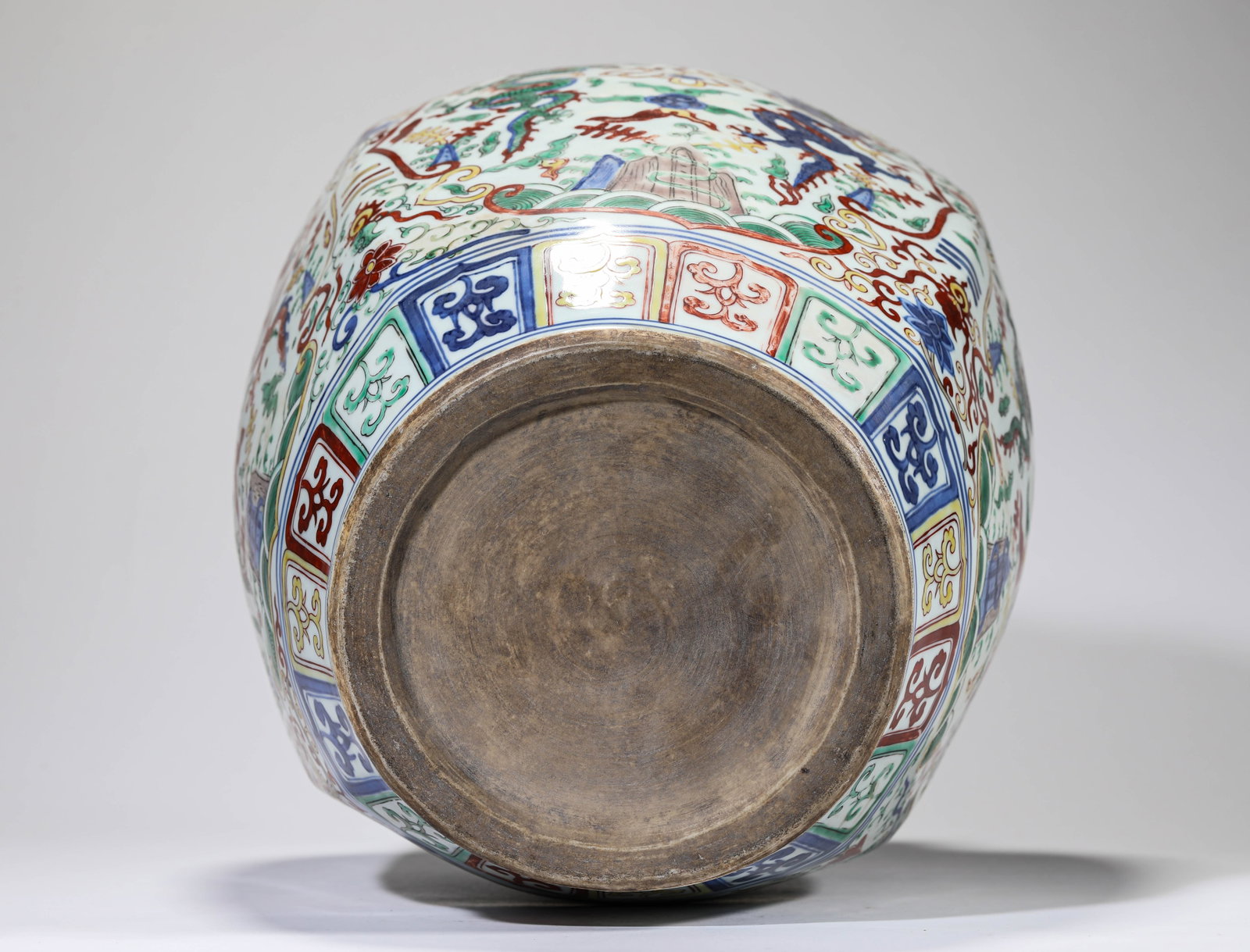 A WUCAI 'DRAGON' JAR - 7