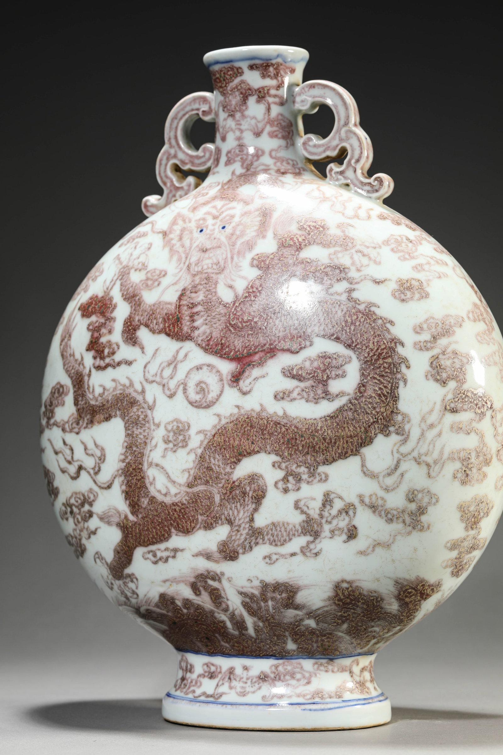 AN UNDERGLAZE-RED 'DRAGON AND CLOUDS' MOONFLASK - 6
