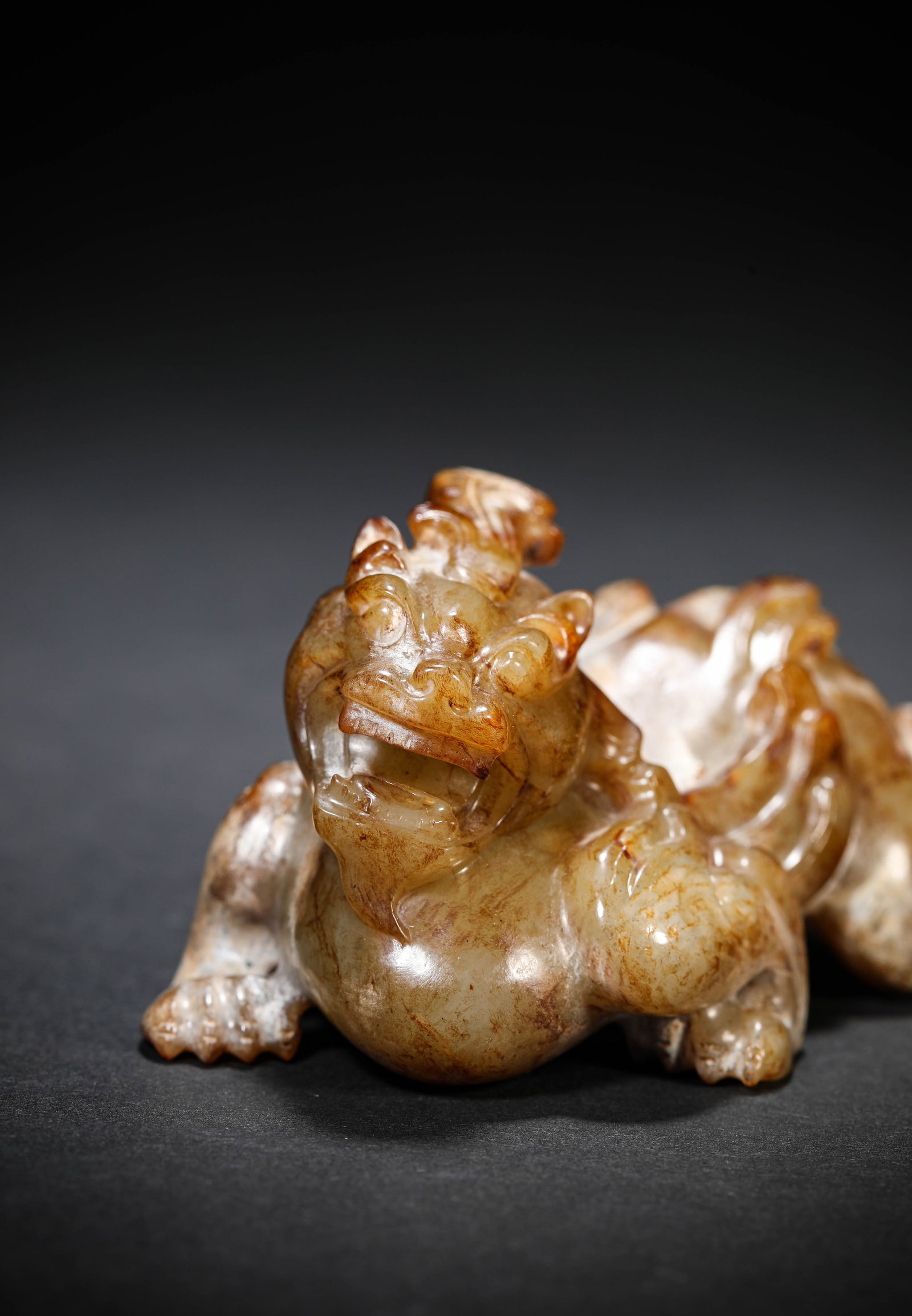 A JADE 'AUSPICIOUS BEAST' - 6
