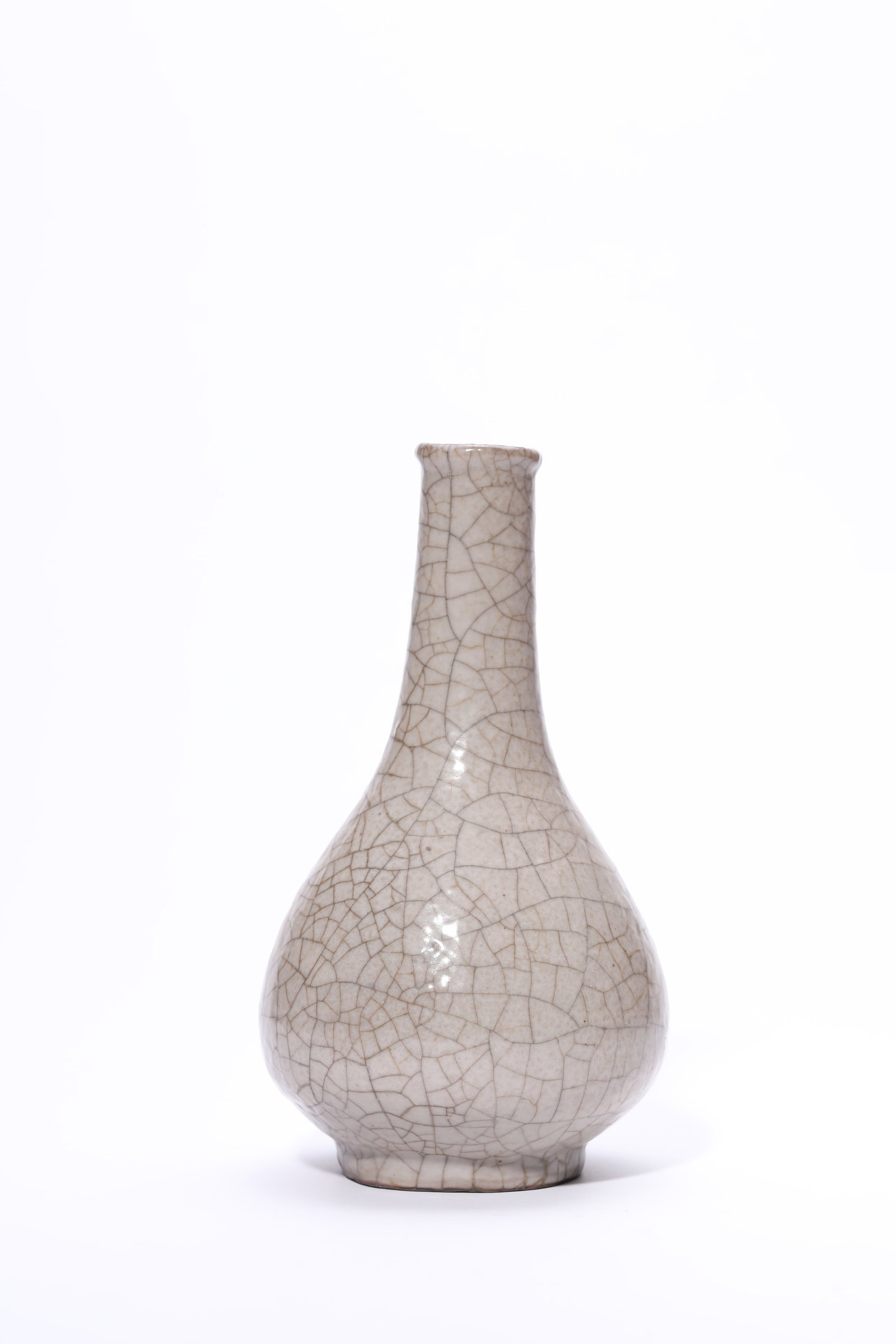 A GE-TYPE 'GALLBLADDER' VASE: A GE-TYPE 'GALLBLADDER' VASE Description: Dimensions: Width: 9.8 cm x Height: 17.5 cm. All measurements are approximate.