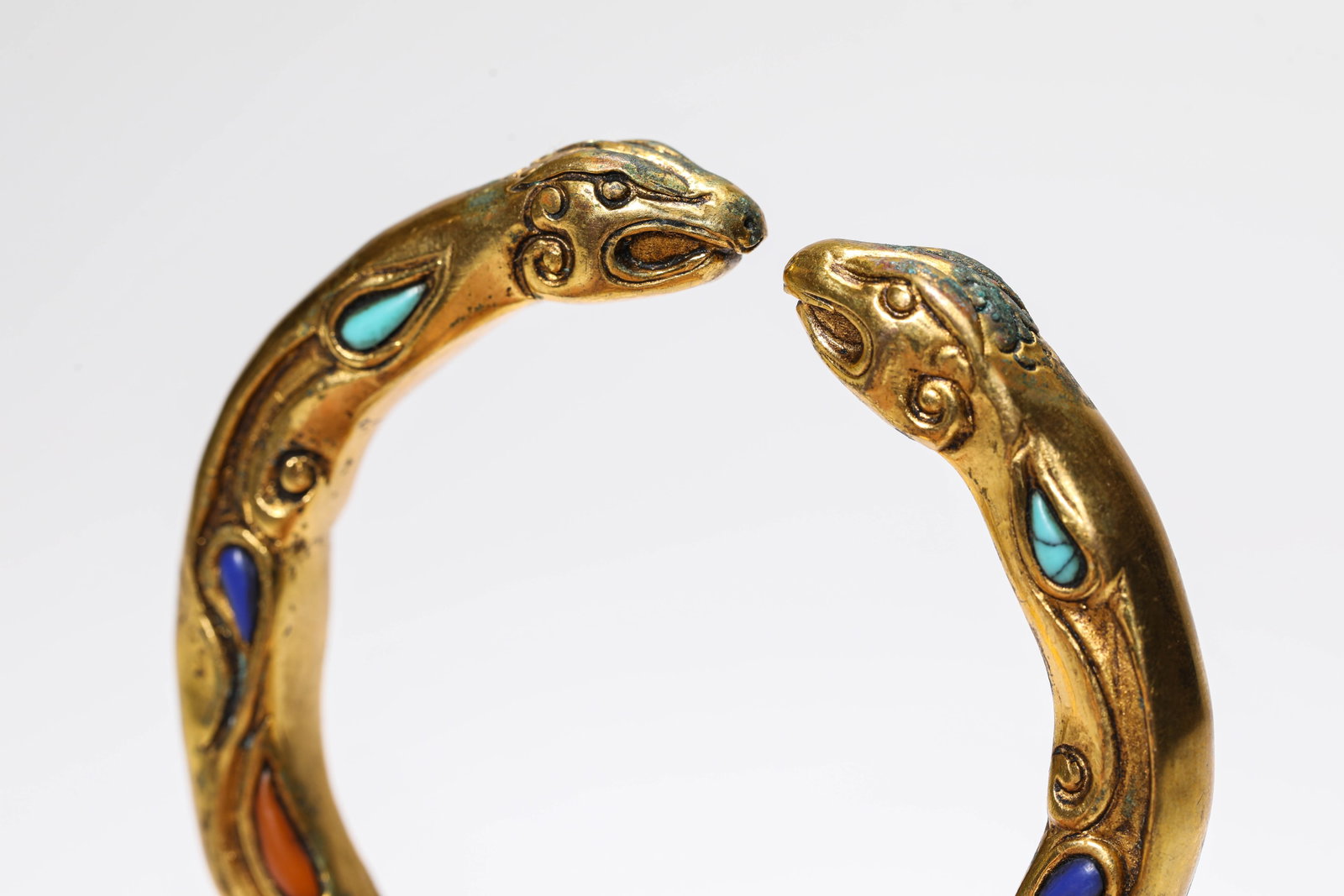 A GILT-BRONZE AND GEM-SET BRACELET - 3