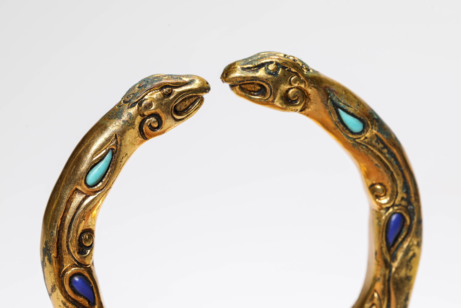 A GILT-BRONZE AND GEM-SET BRACELET - 4