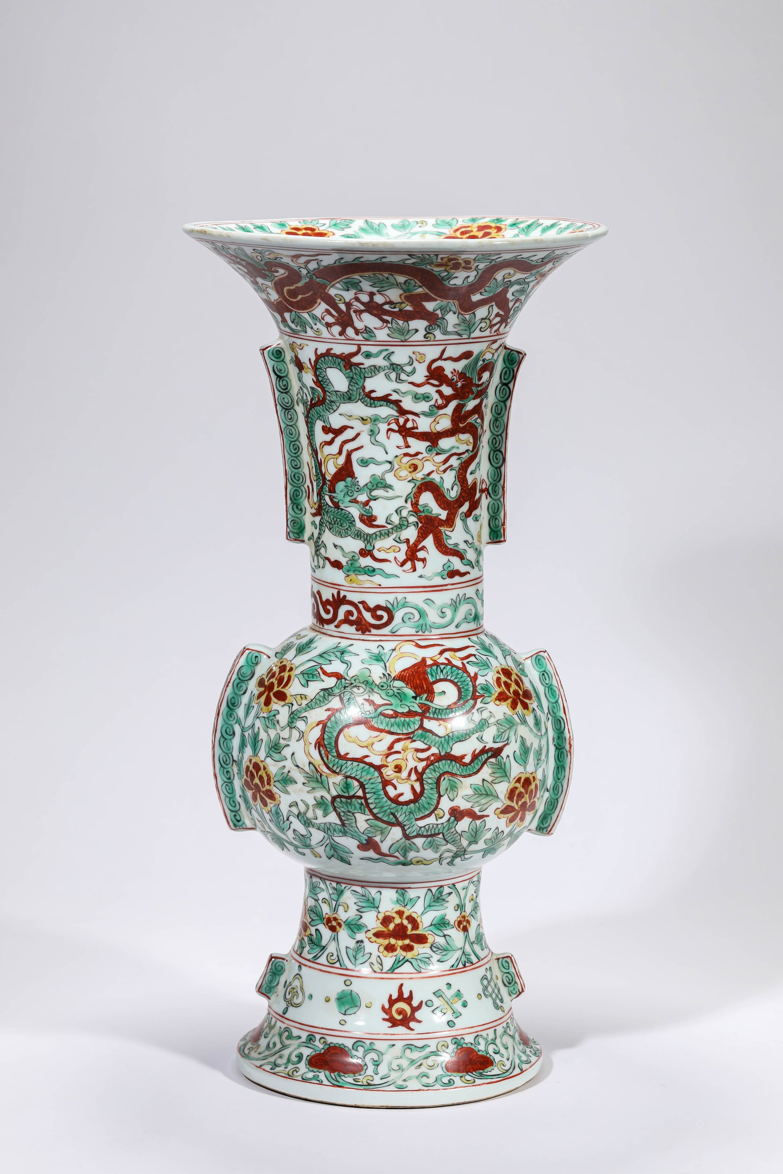 A WUCAI 'DRAGON' 'GU' BEAKER (1 of 6)