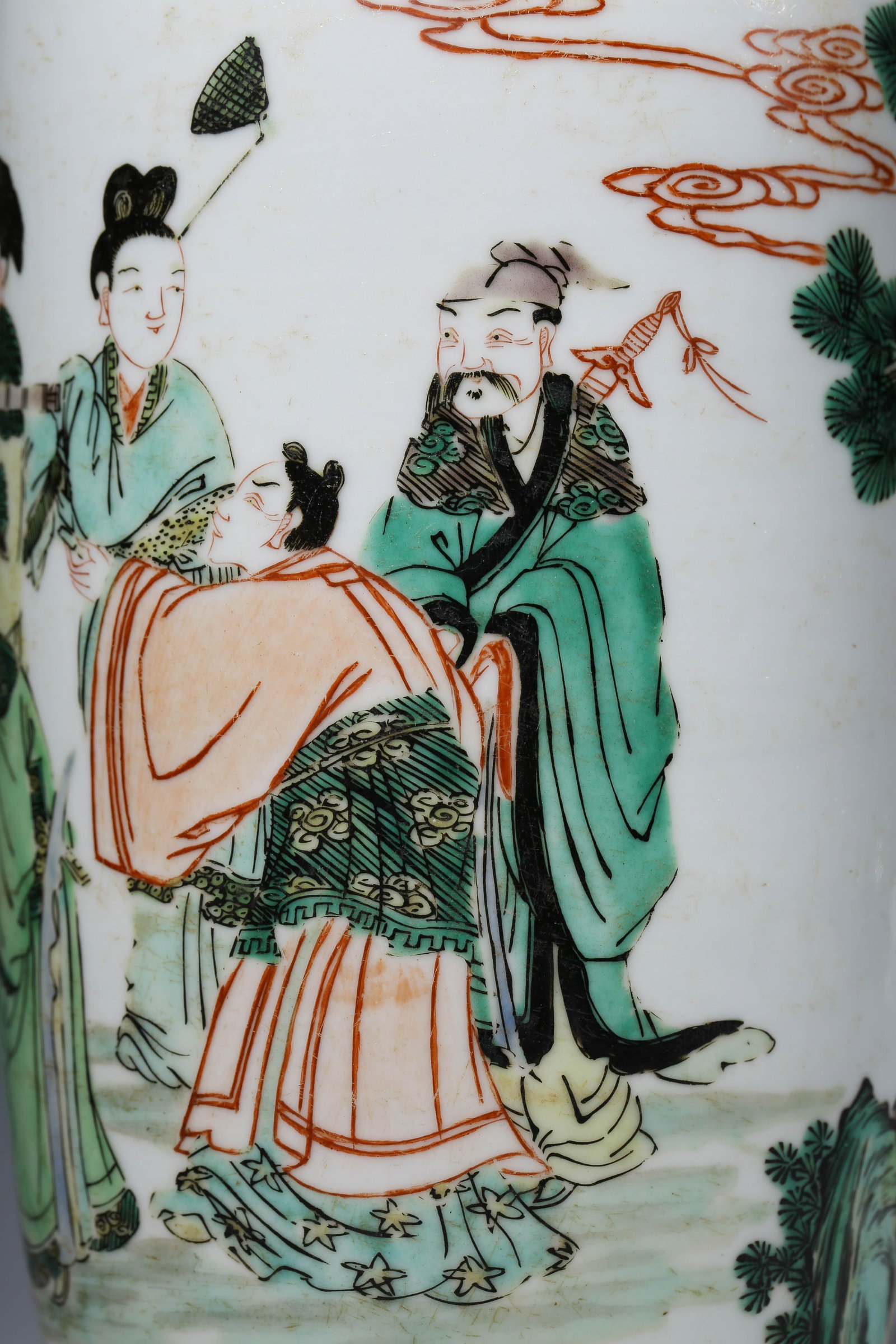 A WUCAI VASE - 5