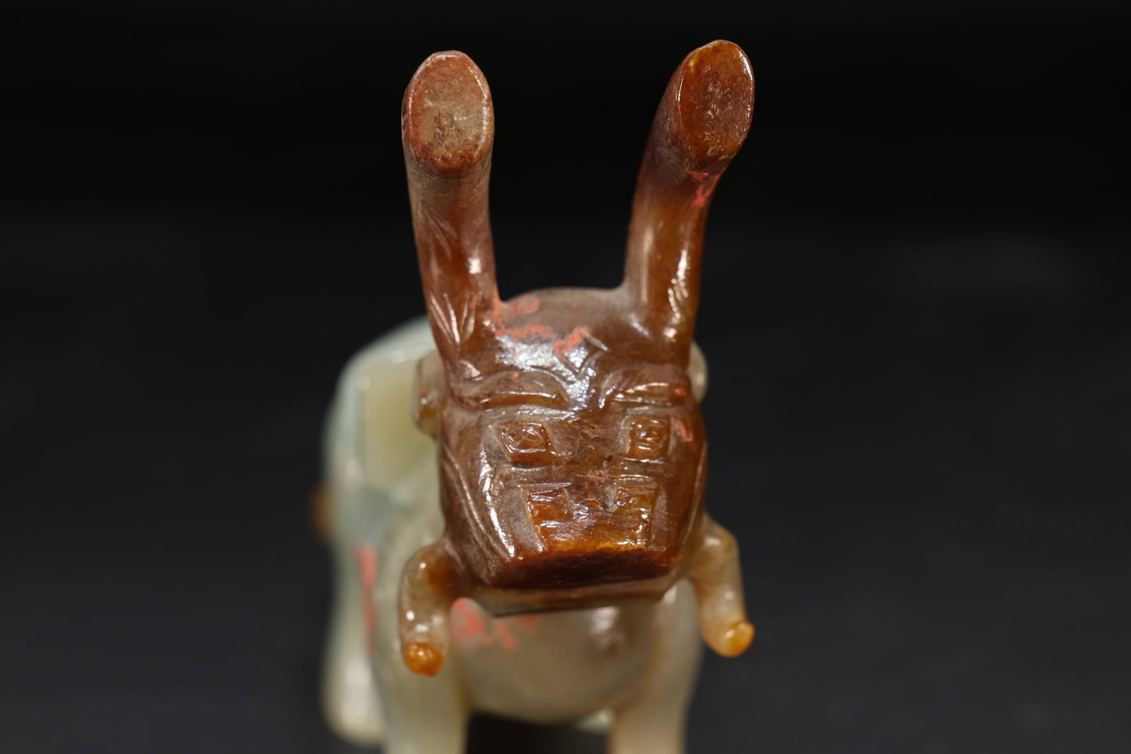 Jade Carved Beast Face Pattern Beast Shape Ornament - 4