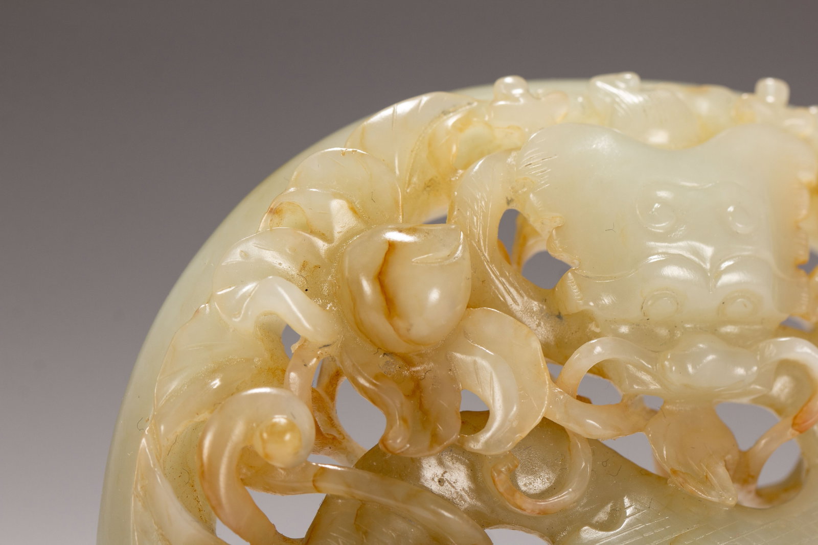 A Chinese Hetian Jade Openwork Dragon Plaque - 7