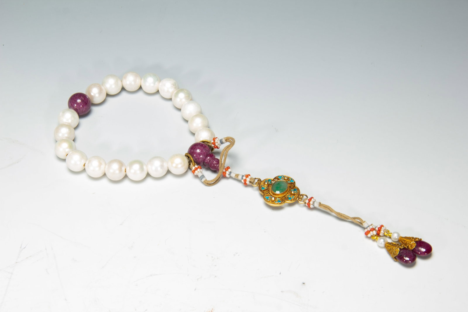 A Chinese Pearl Prayer Hand String - 3