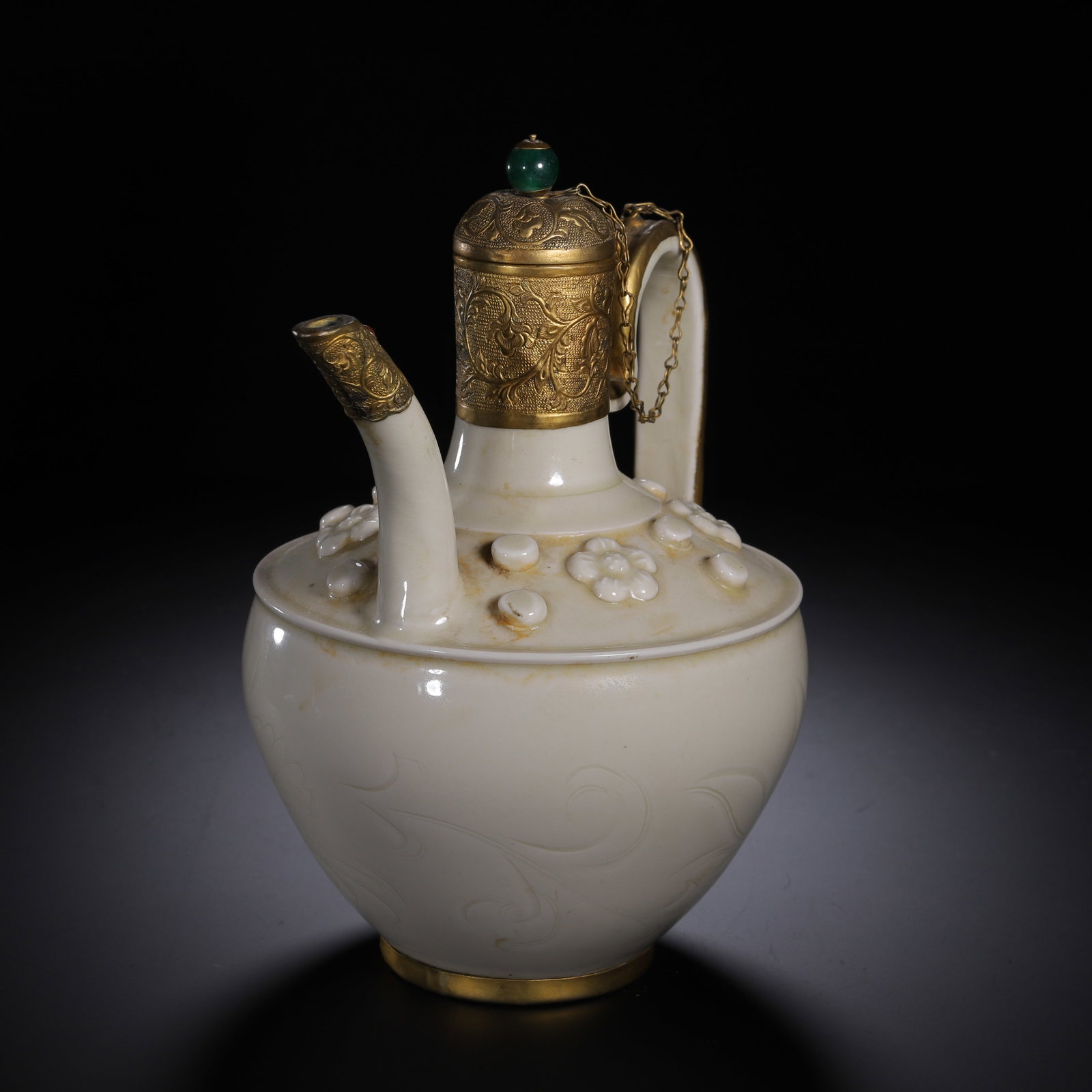 AN INCISED TING-WARE EWER - 5